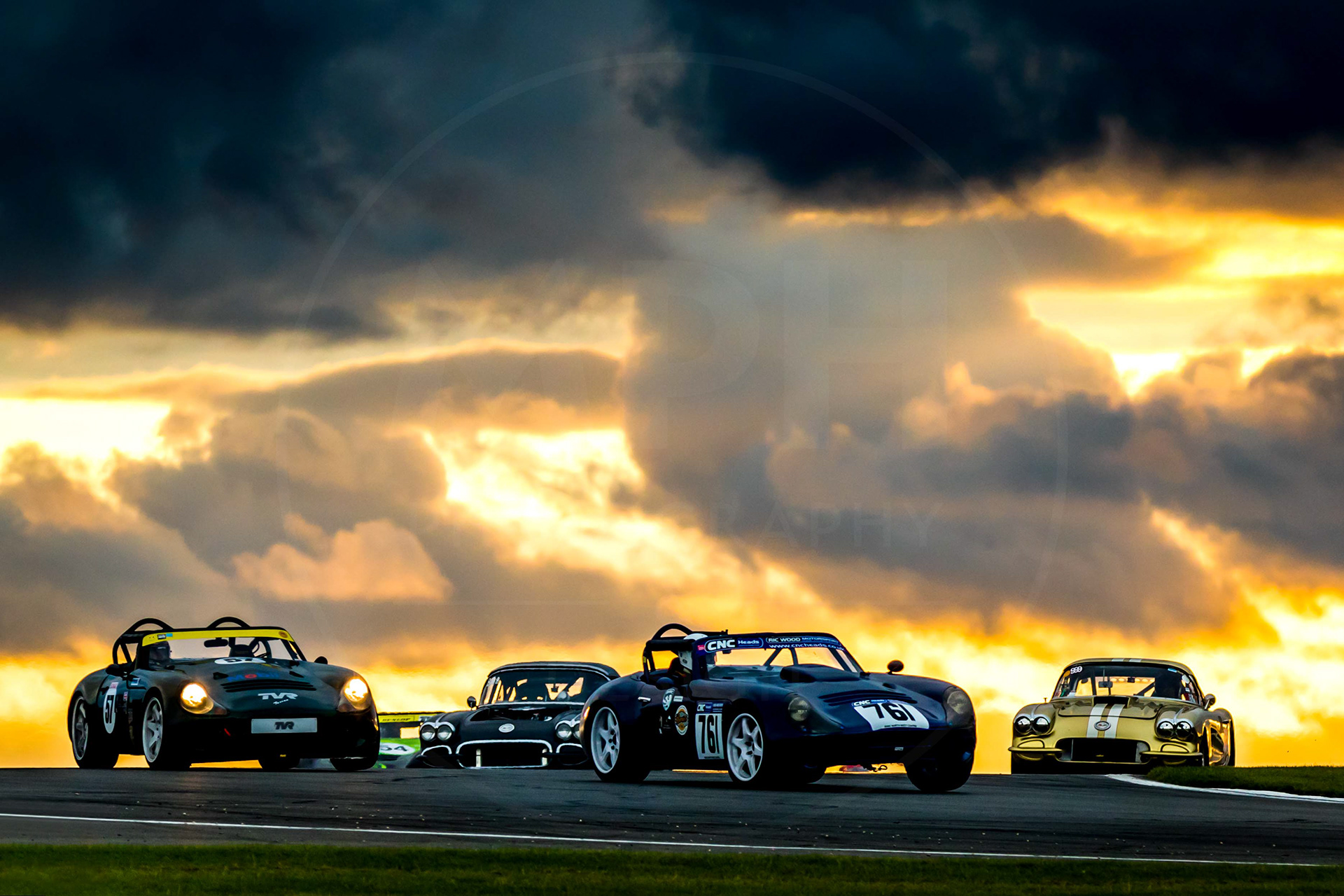 2022 Bernie's V8s & Historic Outlaws, Donington Park Circuit