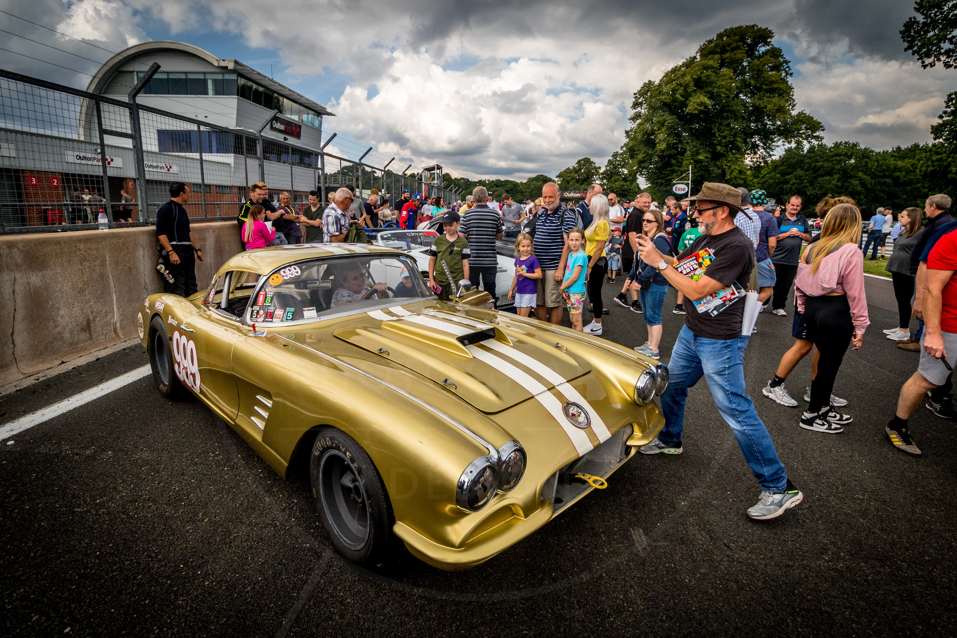 2022 Bernie's V8s & Historic Outlaws, Oulton Park Circuit