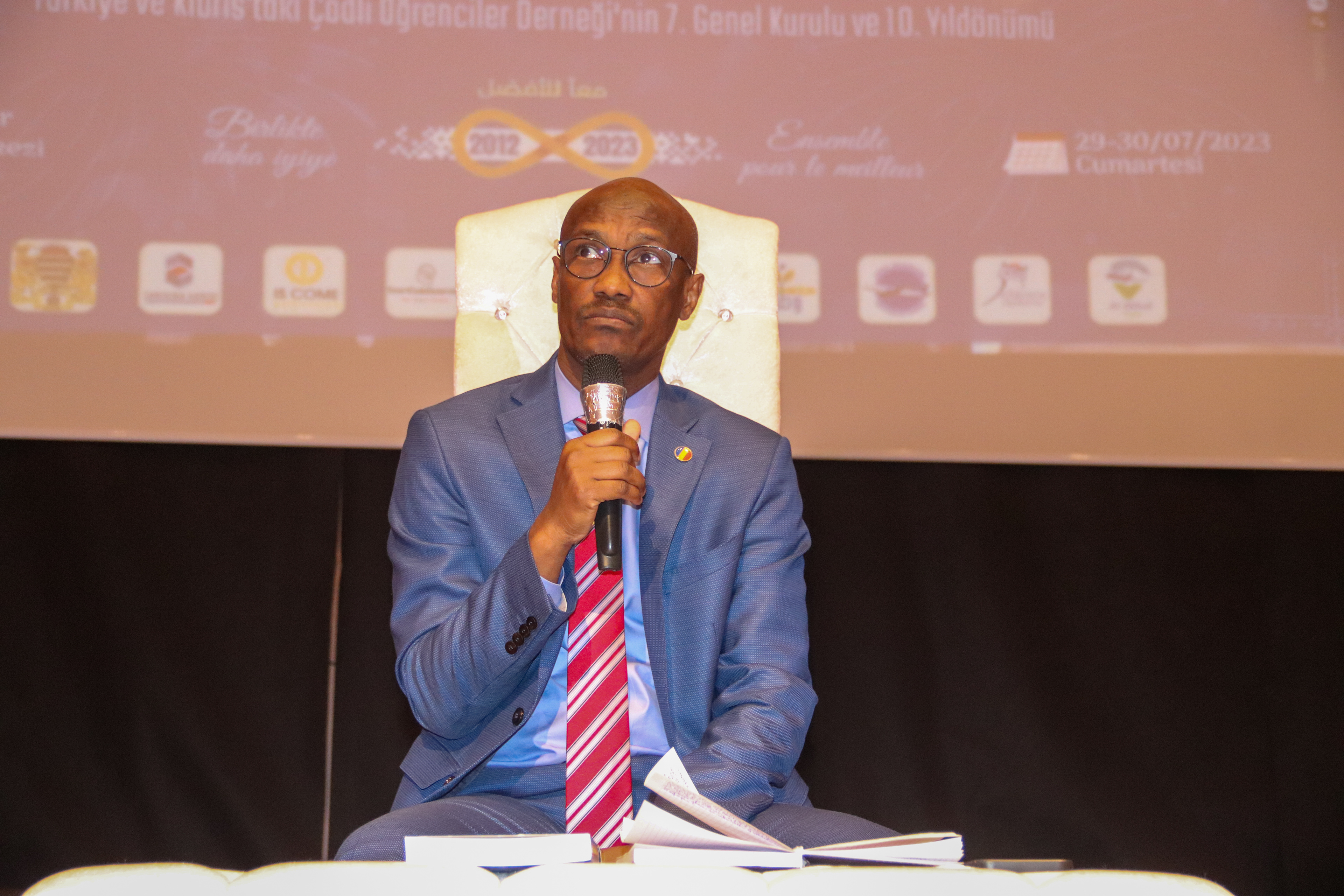 Présentation du livre de l'ambassadeur du Tchad