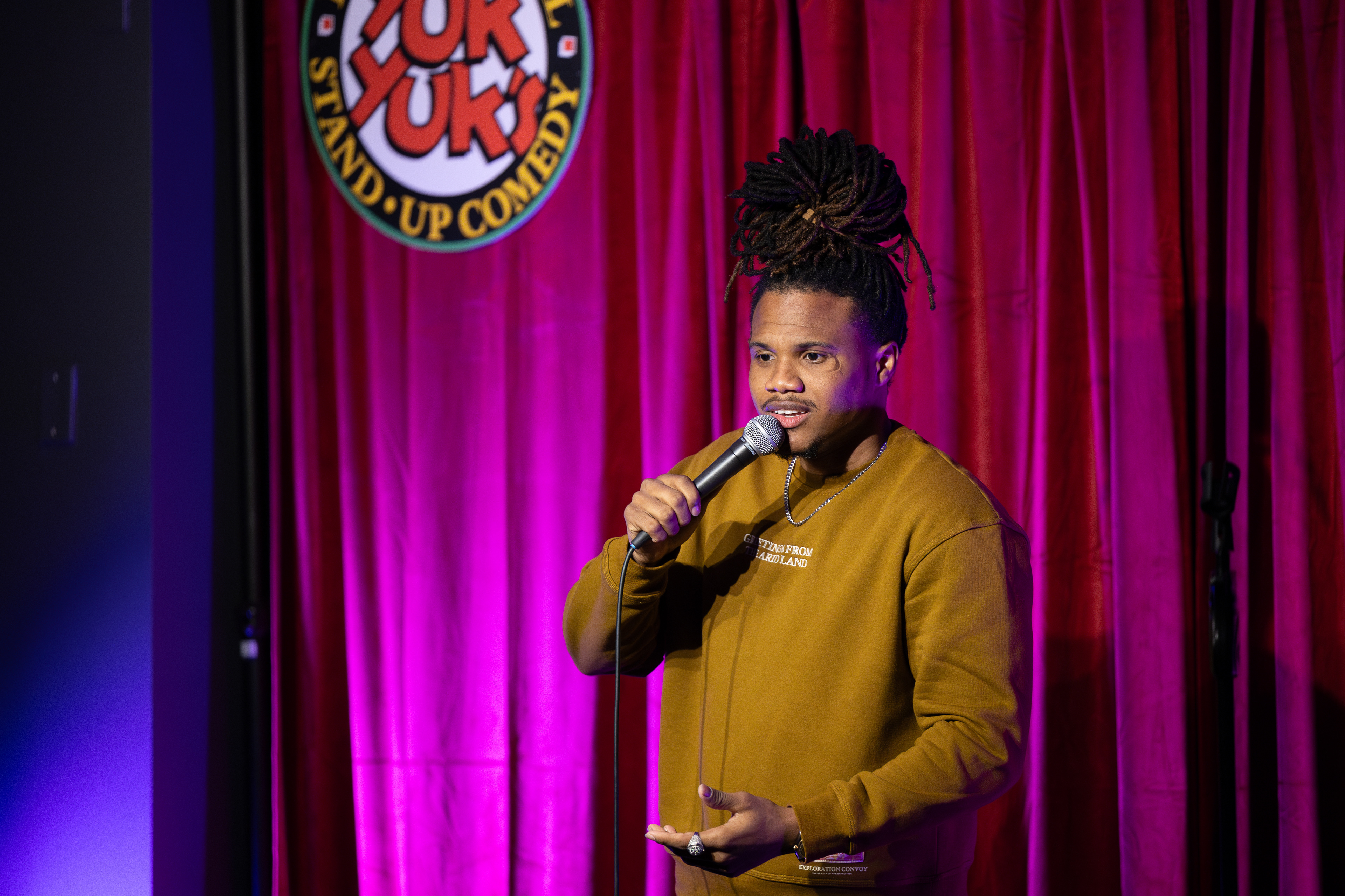 Dale Elliott Jr Performing at YukYuks Surrey, Vancouver