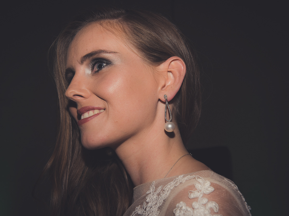 Jewellery Auction Jan Logan