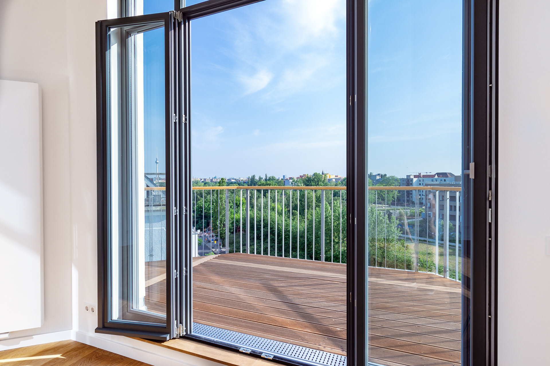 Dachgeschosswohnung Schwedter Straße I Prenzlauer Berg