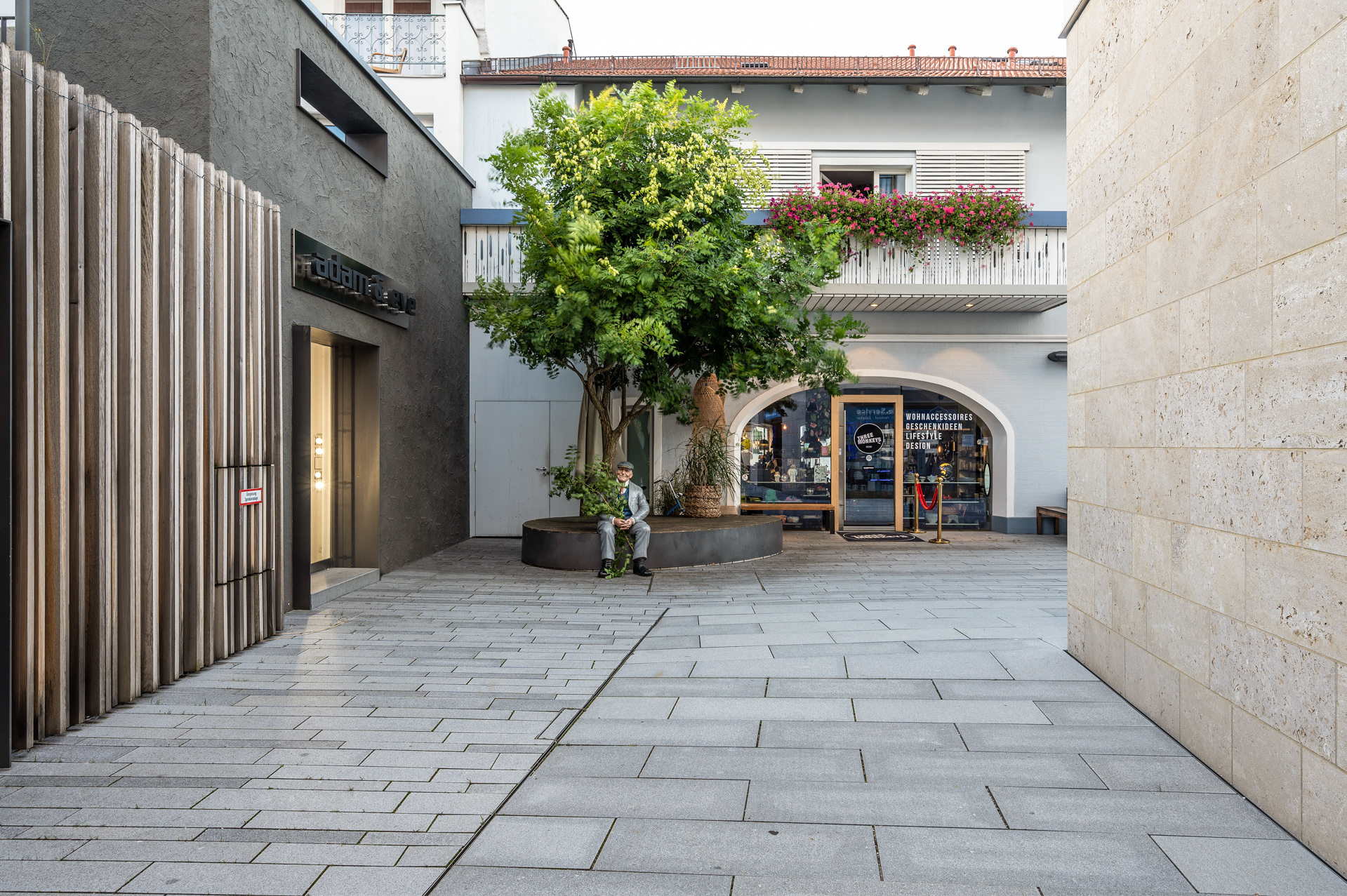Bahnhofstrasse Prien am Chiemsee  I  Schelle Heyse Behr Landschaftsarchitekten