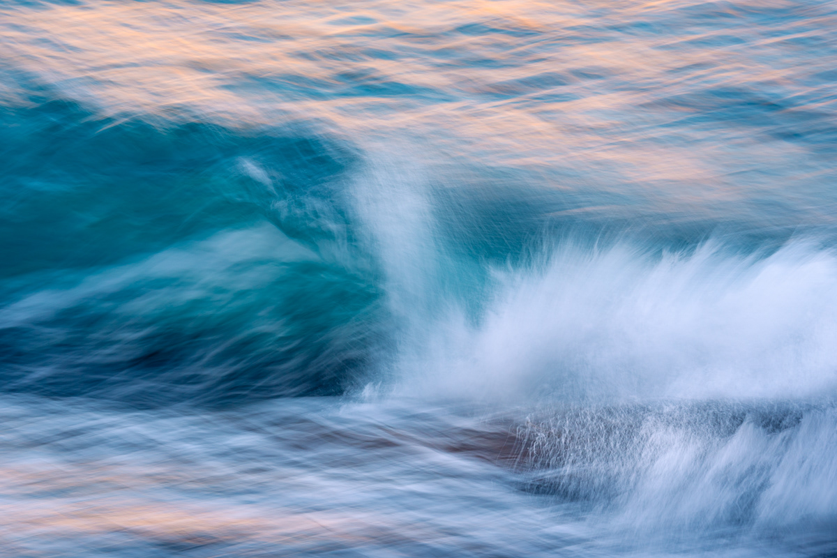Panning wave