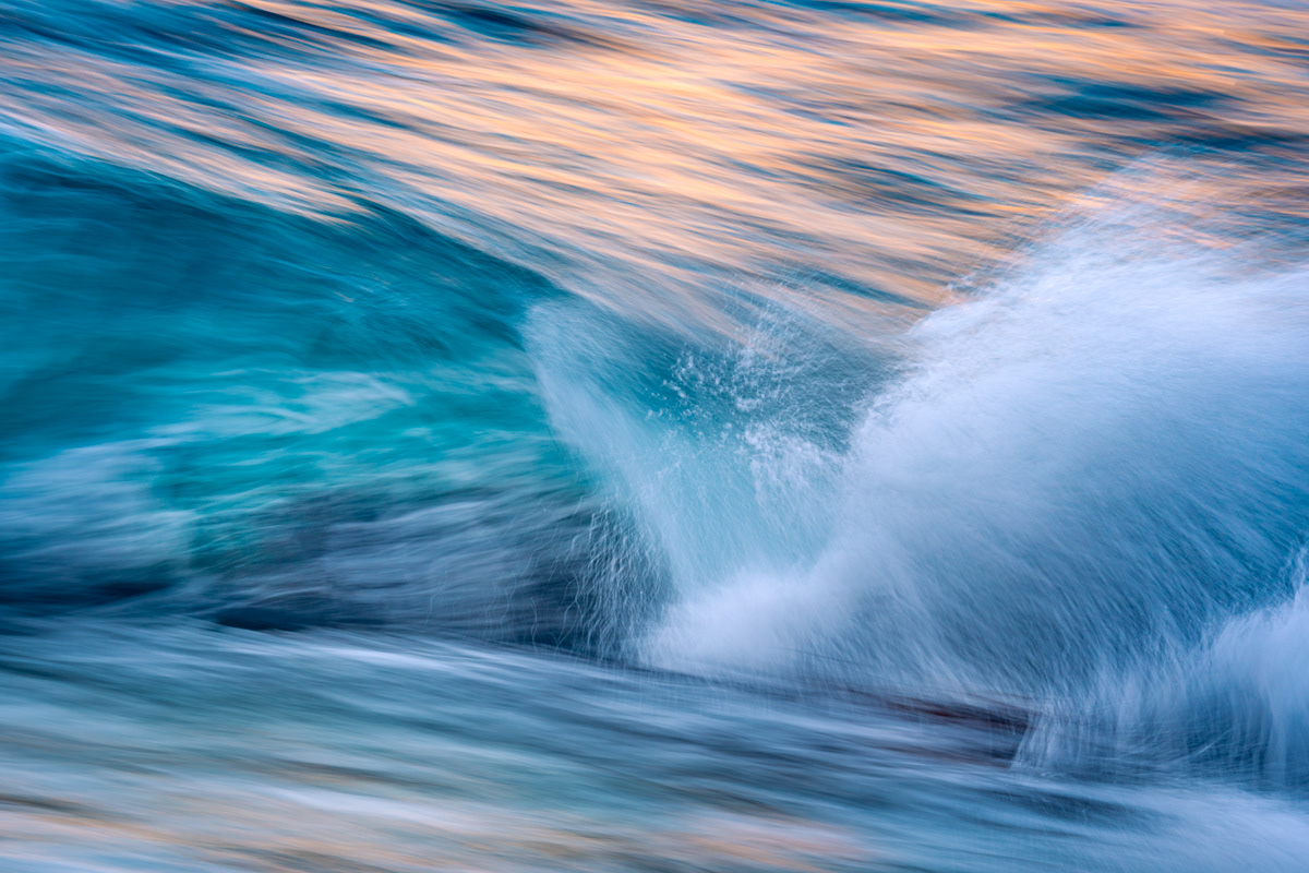 Panning wave