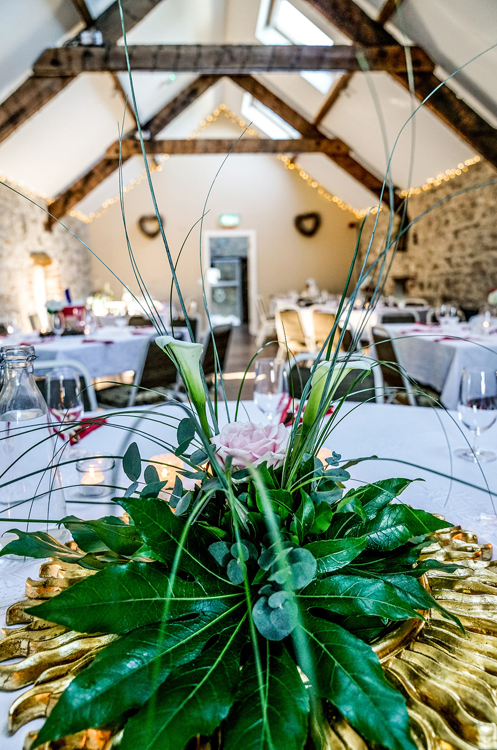 Murphy's Barn/Interior/ Dining Area