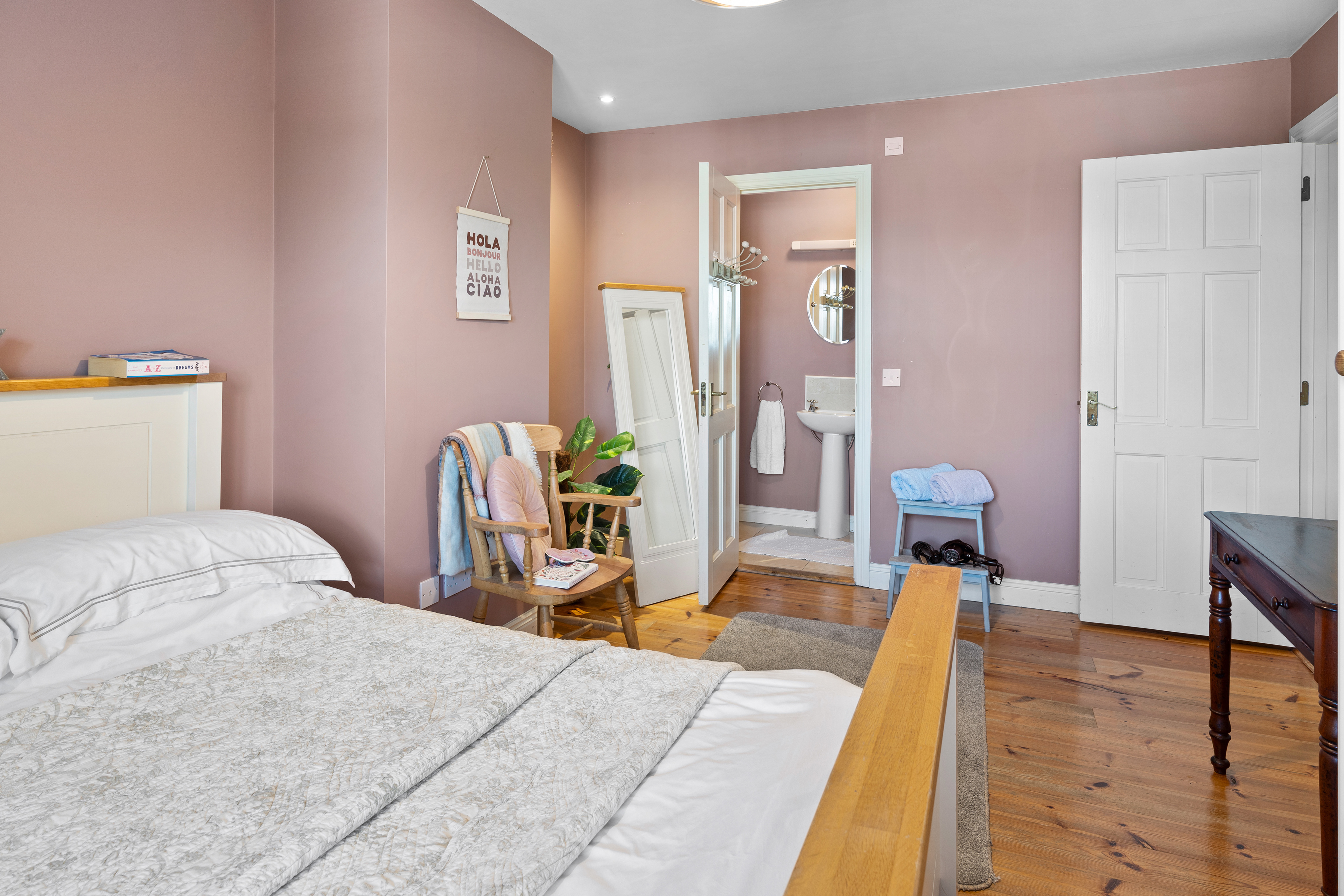 Main bedroom/Unsuite