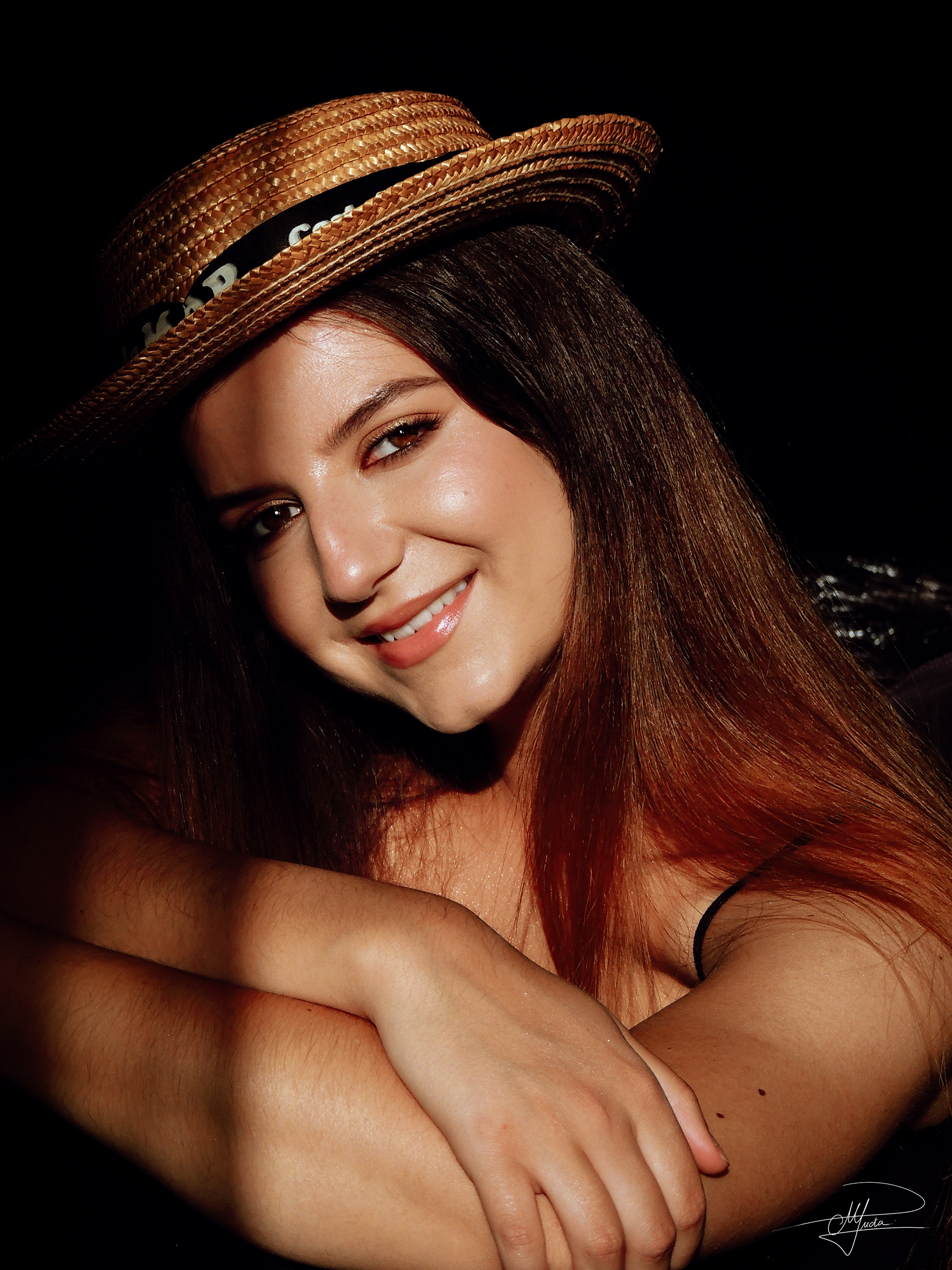MODEL:  MAYA PUĐA