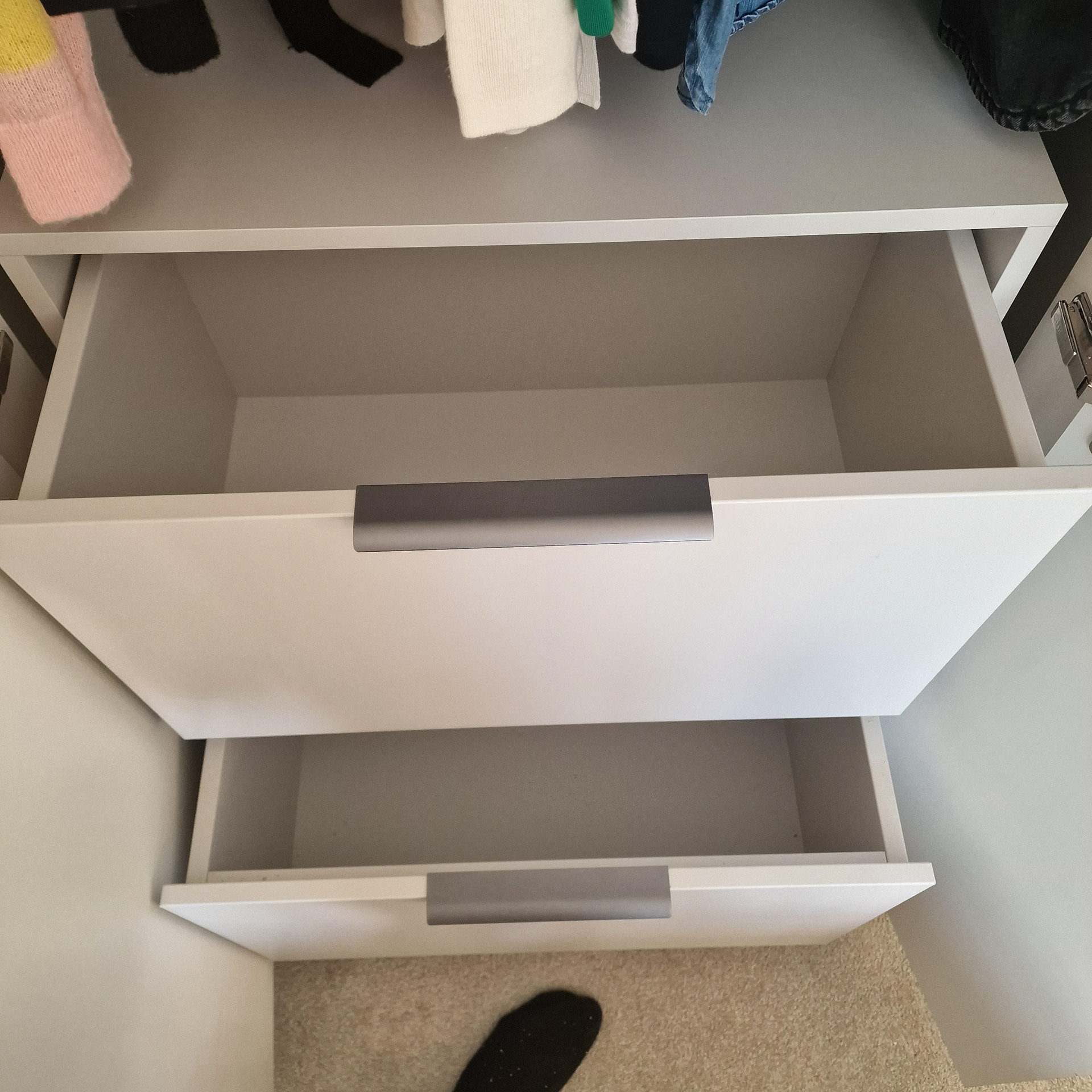 Bespoke, interior wardrobe cabinets with Blum hardware and Blumotion soft close drawers.