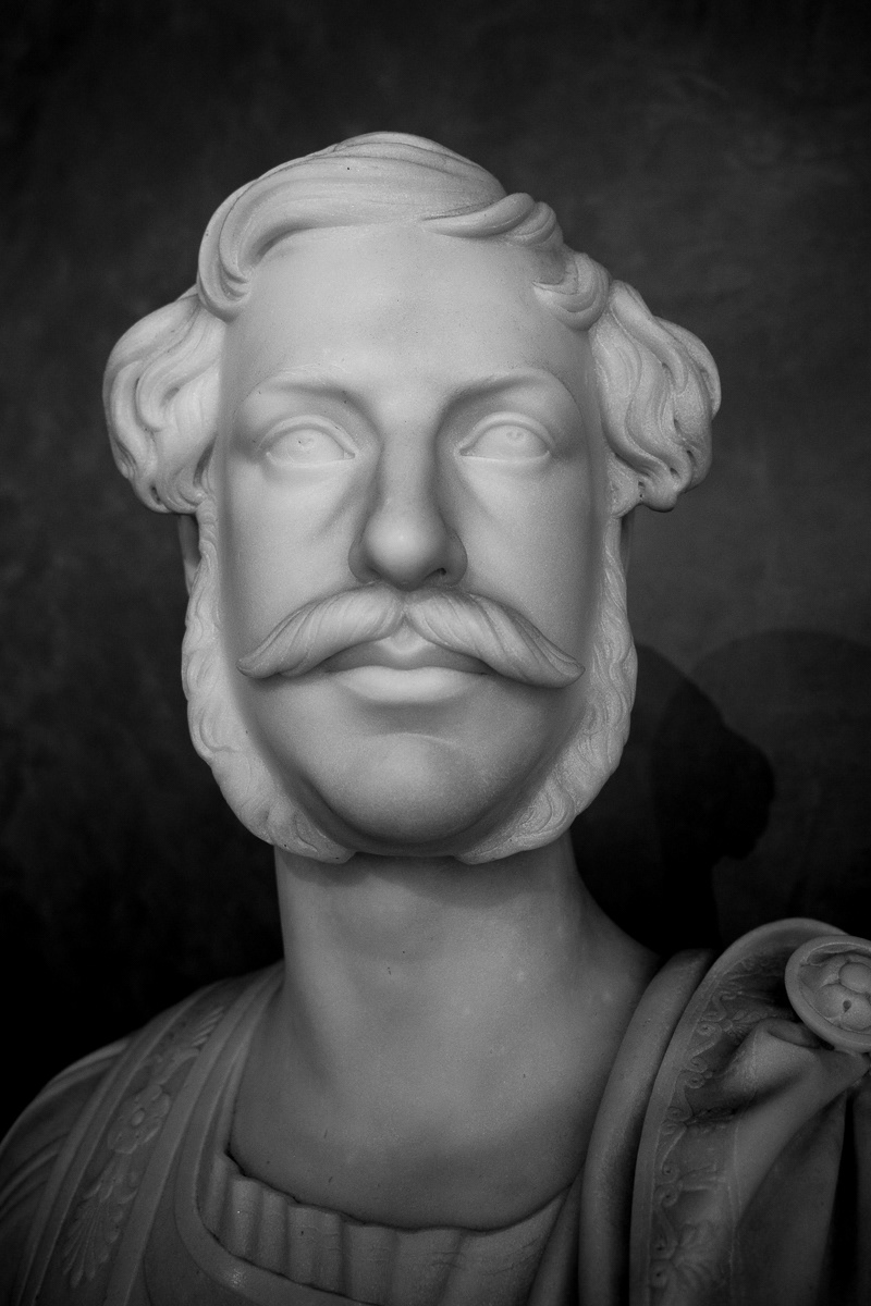 Carlo Ludovico di Borbone (Carlo II). Scultura di William Theed III. Parma, Italia. 2021
