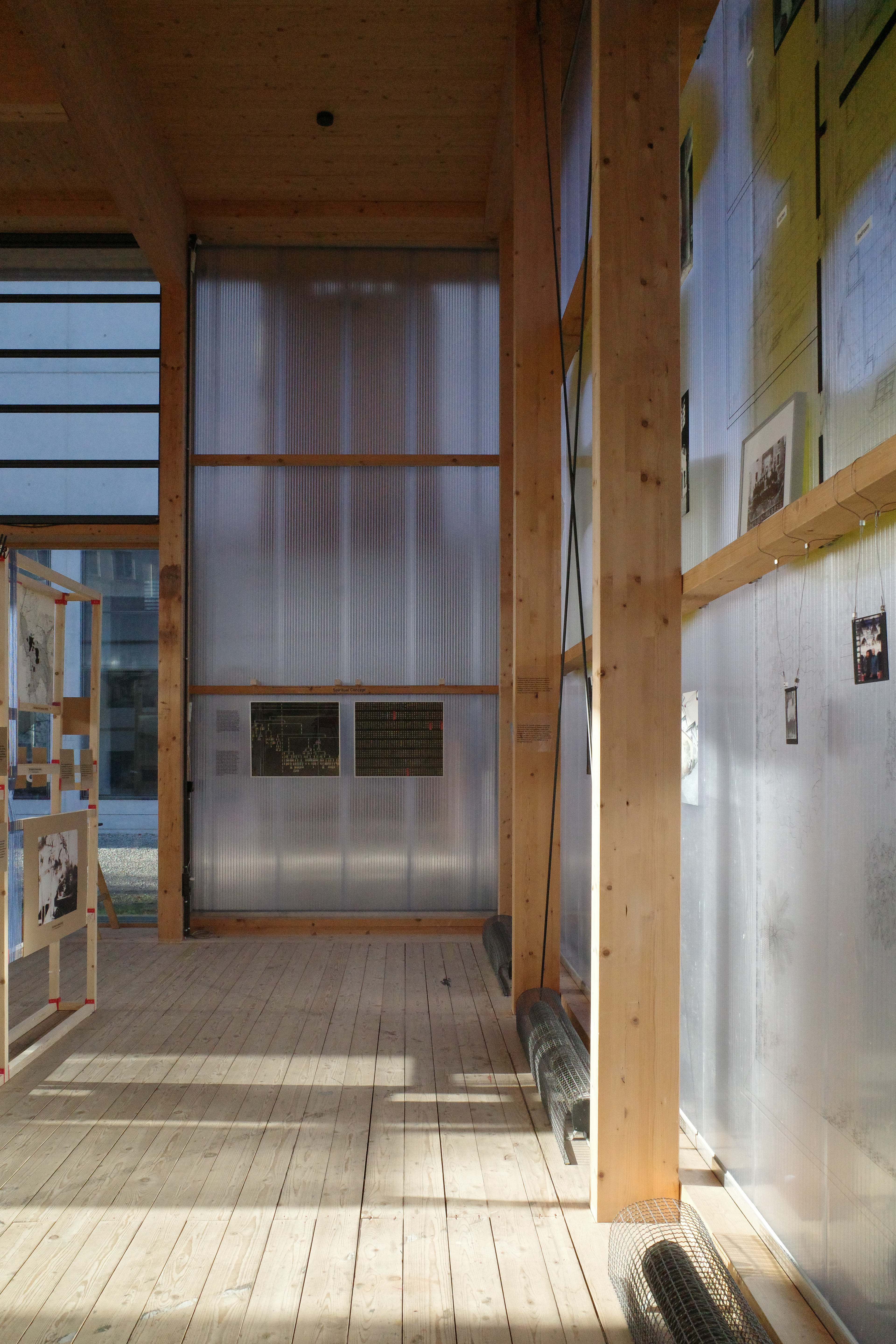 Exhibition (Photo: Yingjia Tan)