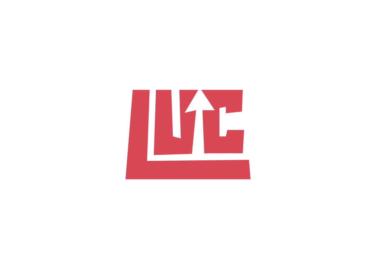 LEVEL UP CAPS Logo