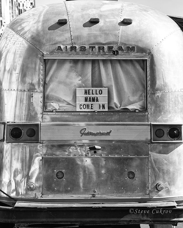 Hello Mama - Costa Mesa