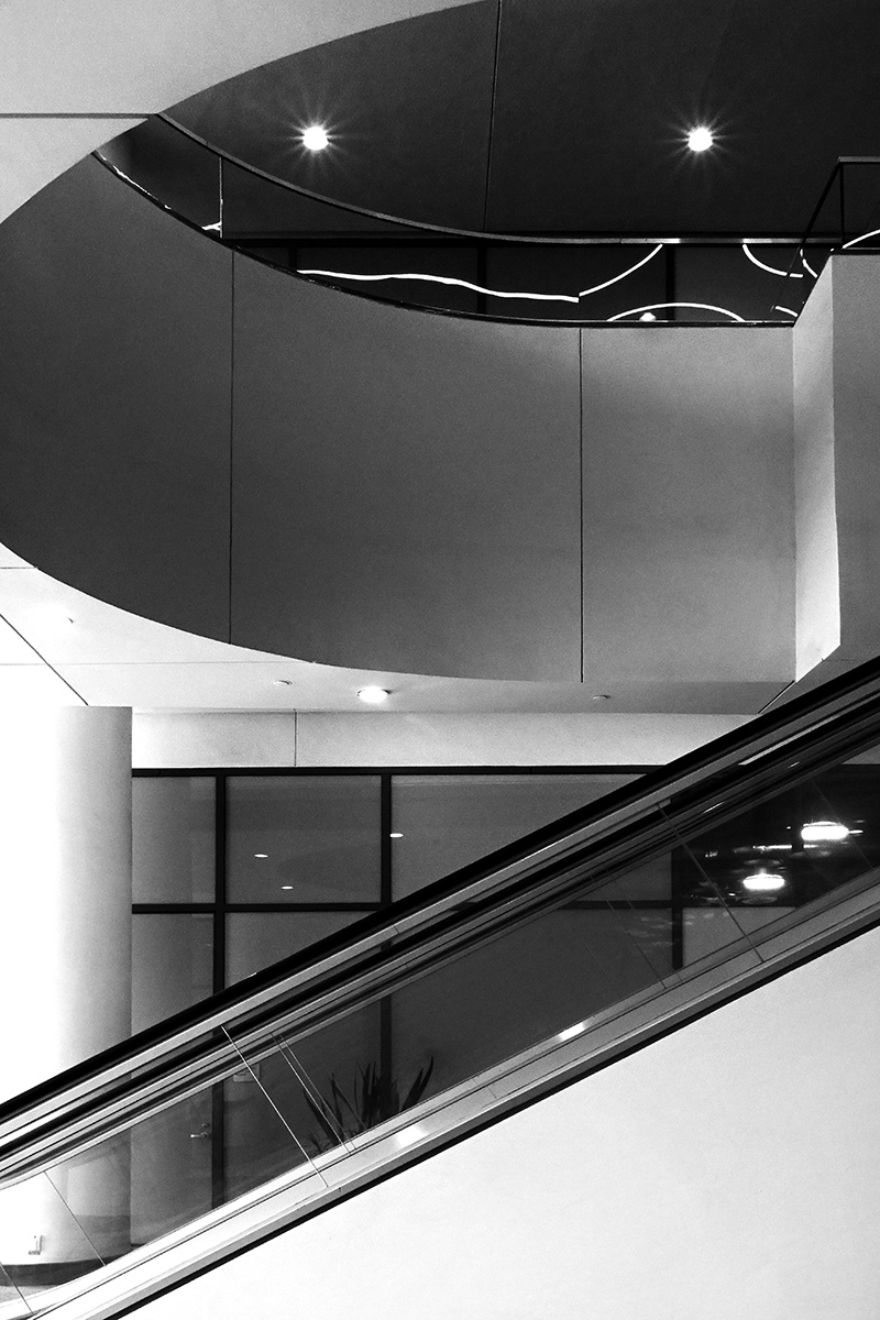Escalator, Long Beach