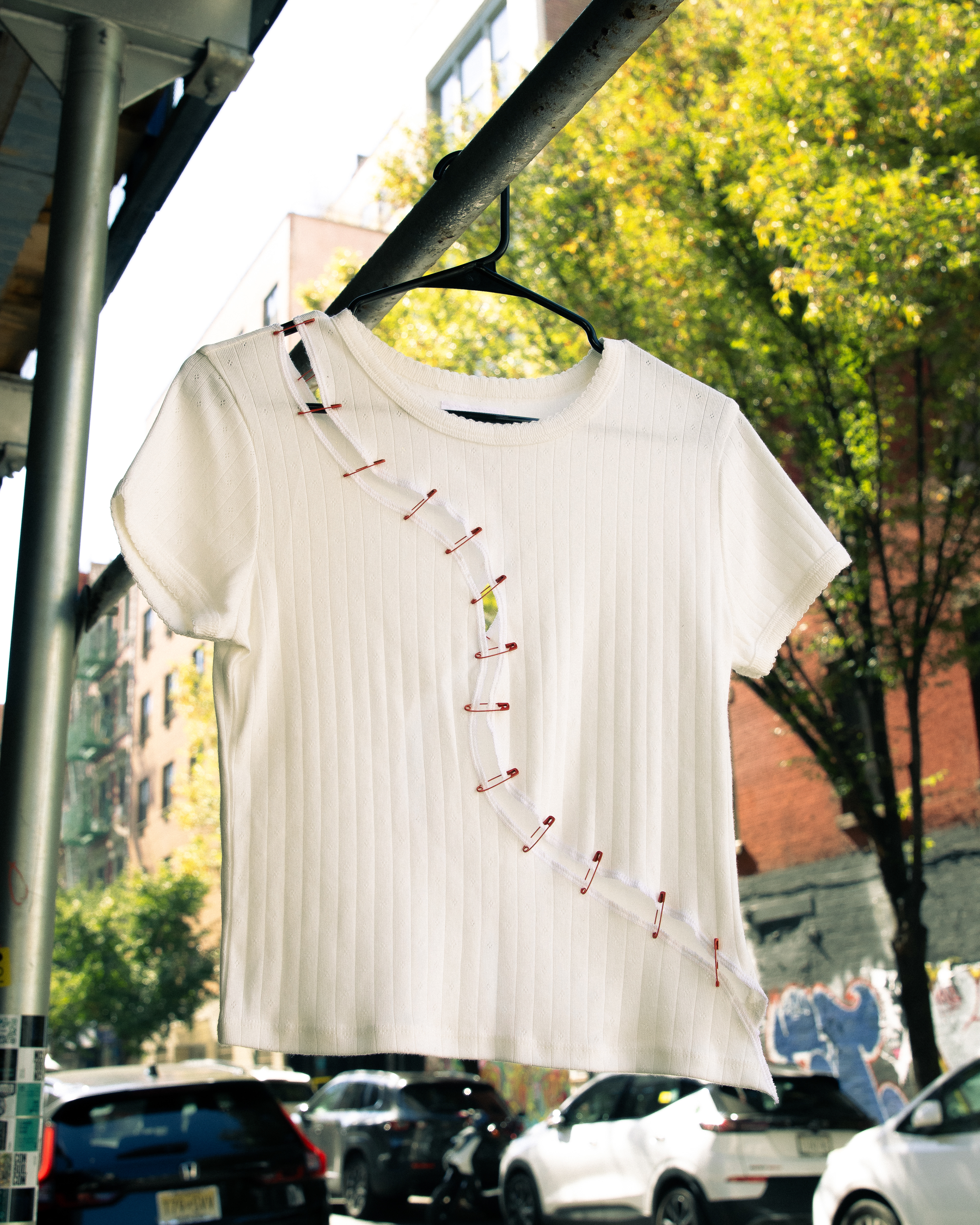 WAVE PIN TEE