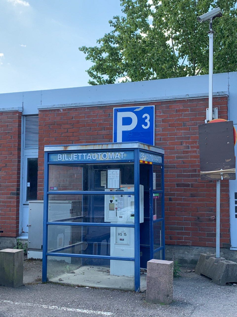 Parking ticket machine