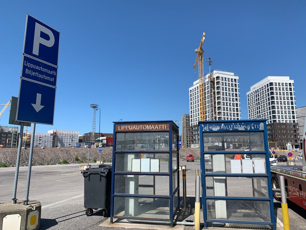 Parking facility at West Terminal