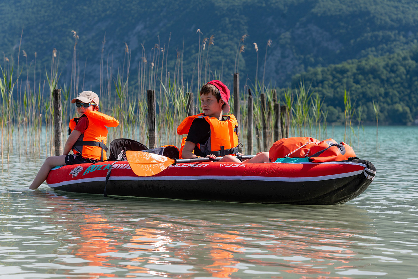 Kayak sur le lac d'Aiguebelette