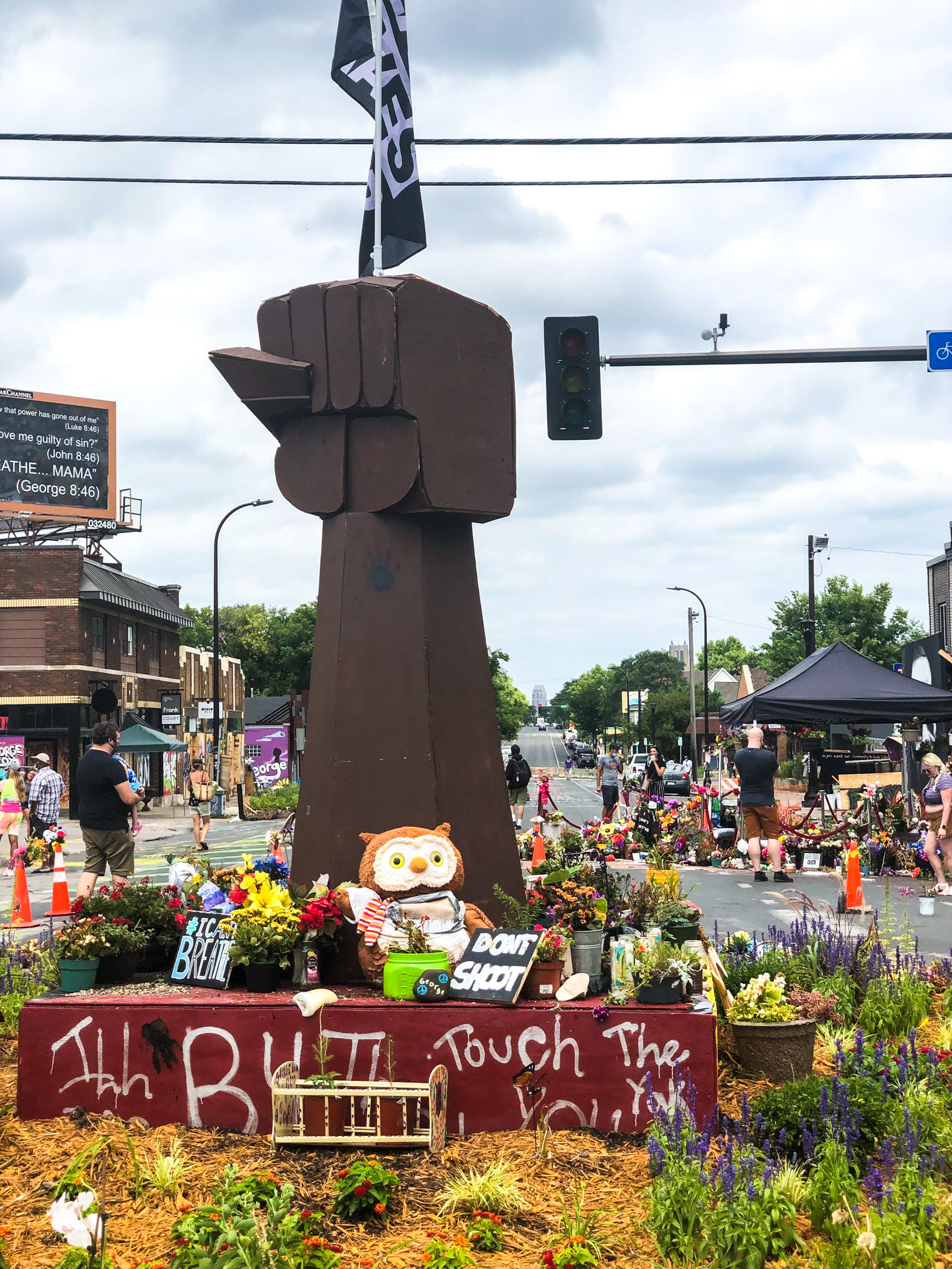 george floyd memorial in minneapolis