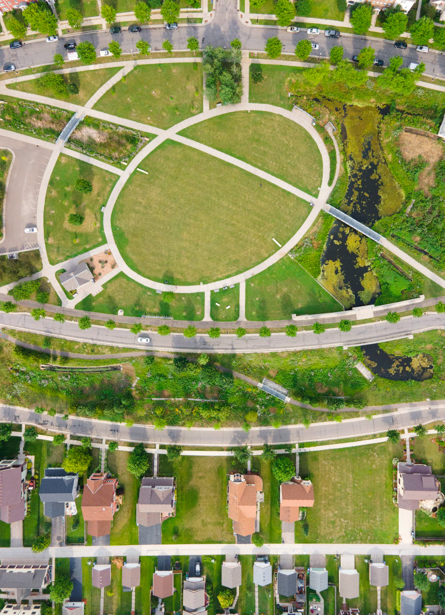 aerial view of highways and buildings in minneapolis
