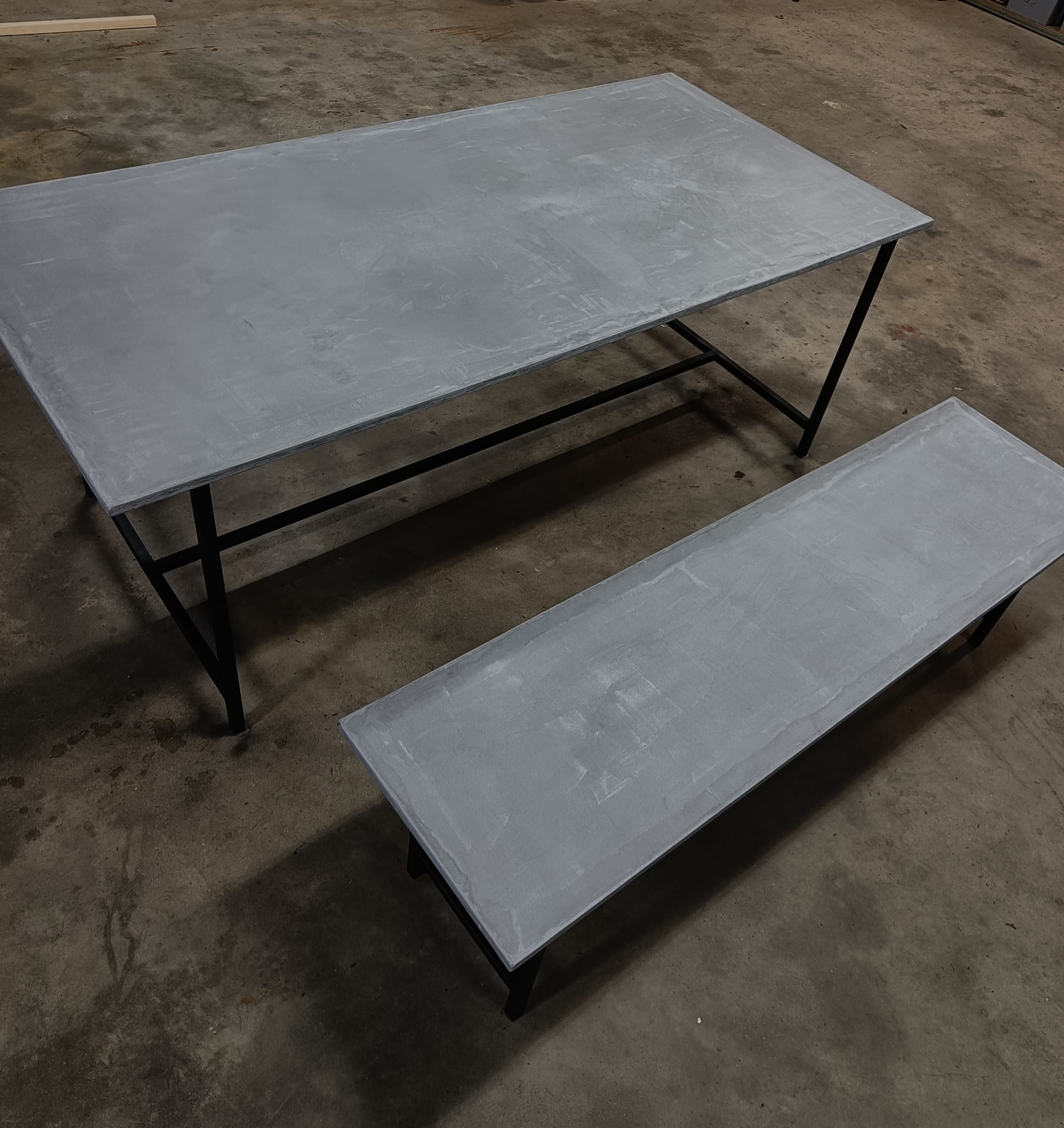 Mortex table-Tuur Hubin