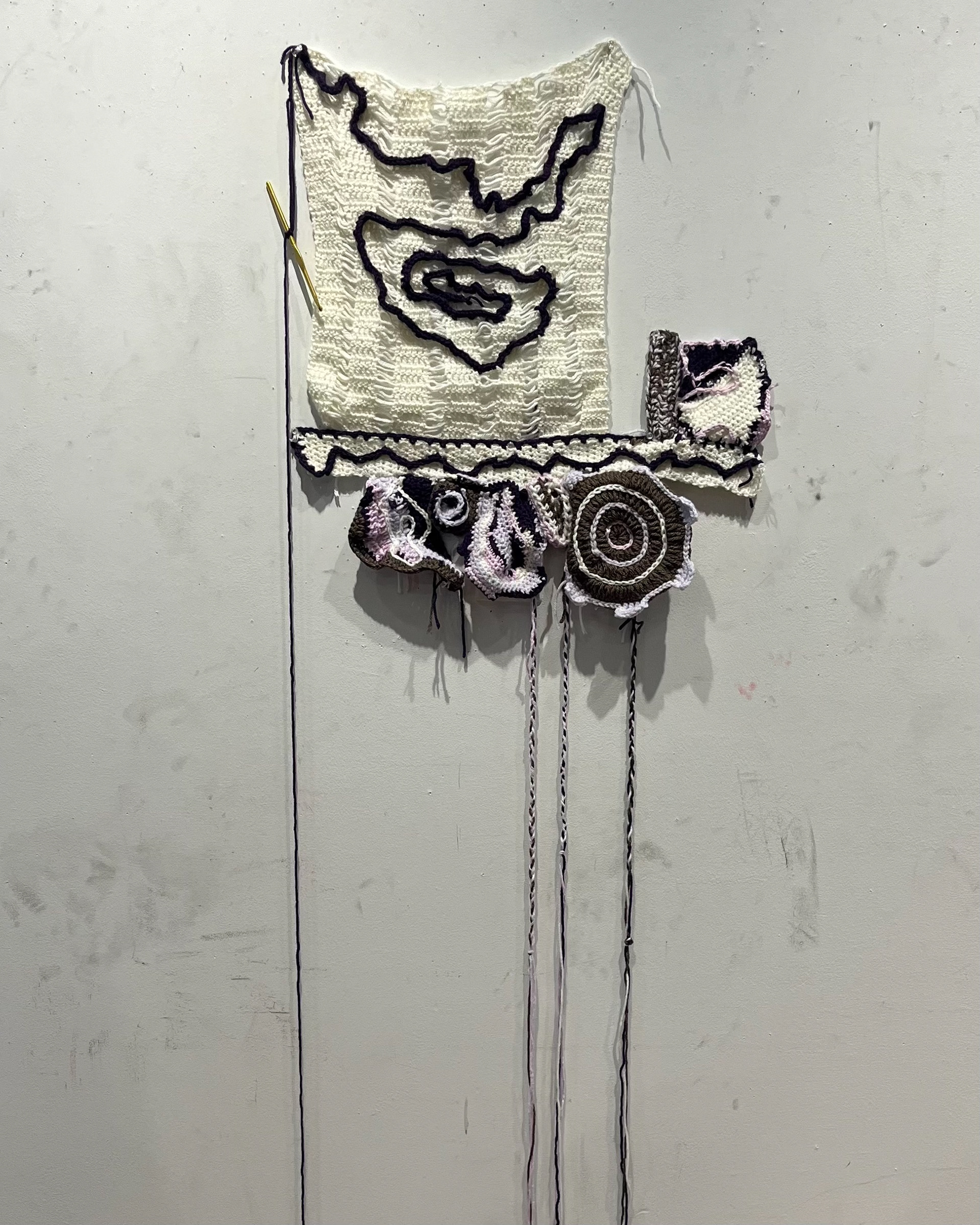Yarn Drawing #2, 2024, Acrylic Yarn.