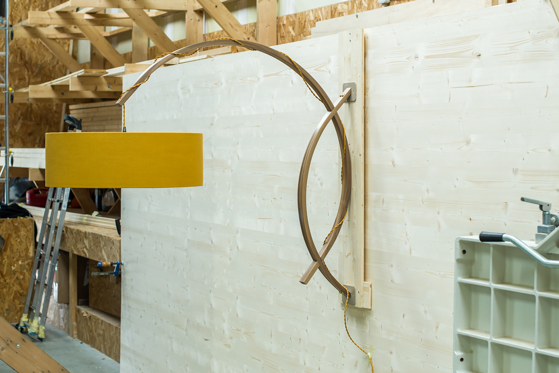 Lampe murale avant retouches