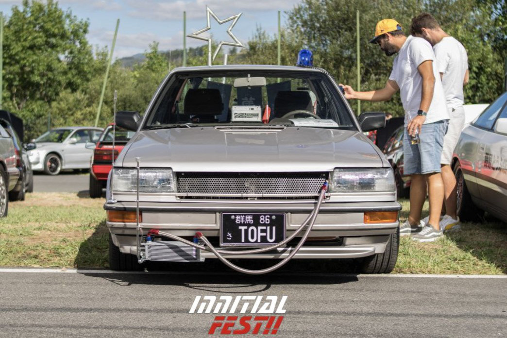 Choque entre serenidad y rebeldía.