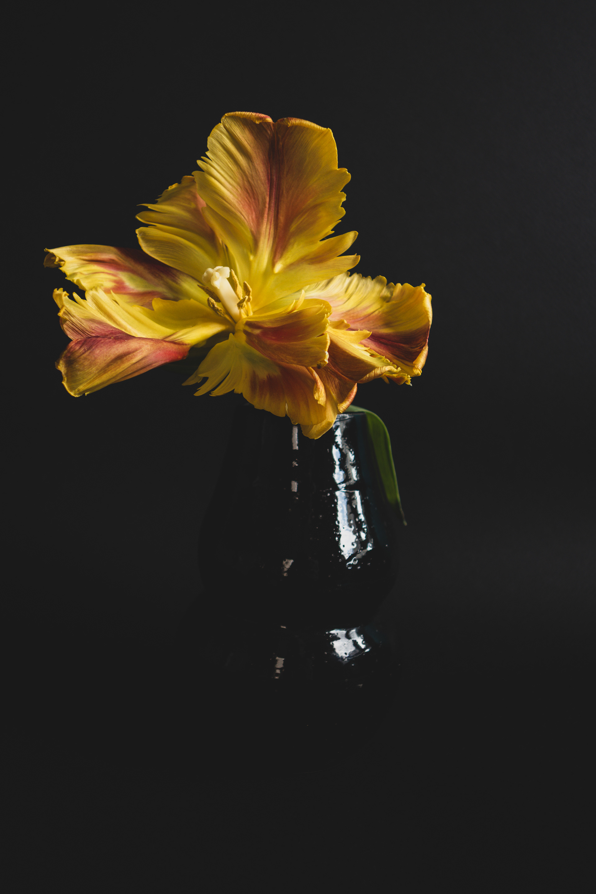 petit vase en grès modelé