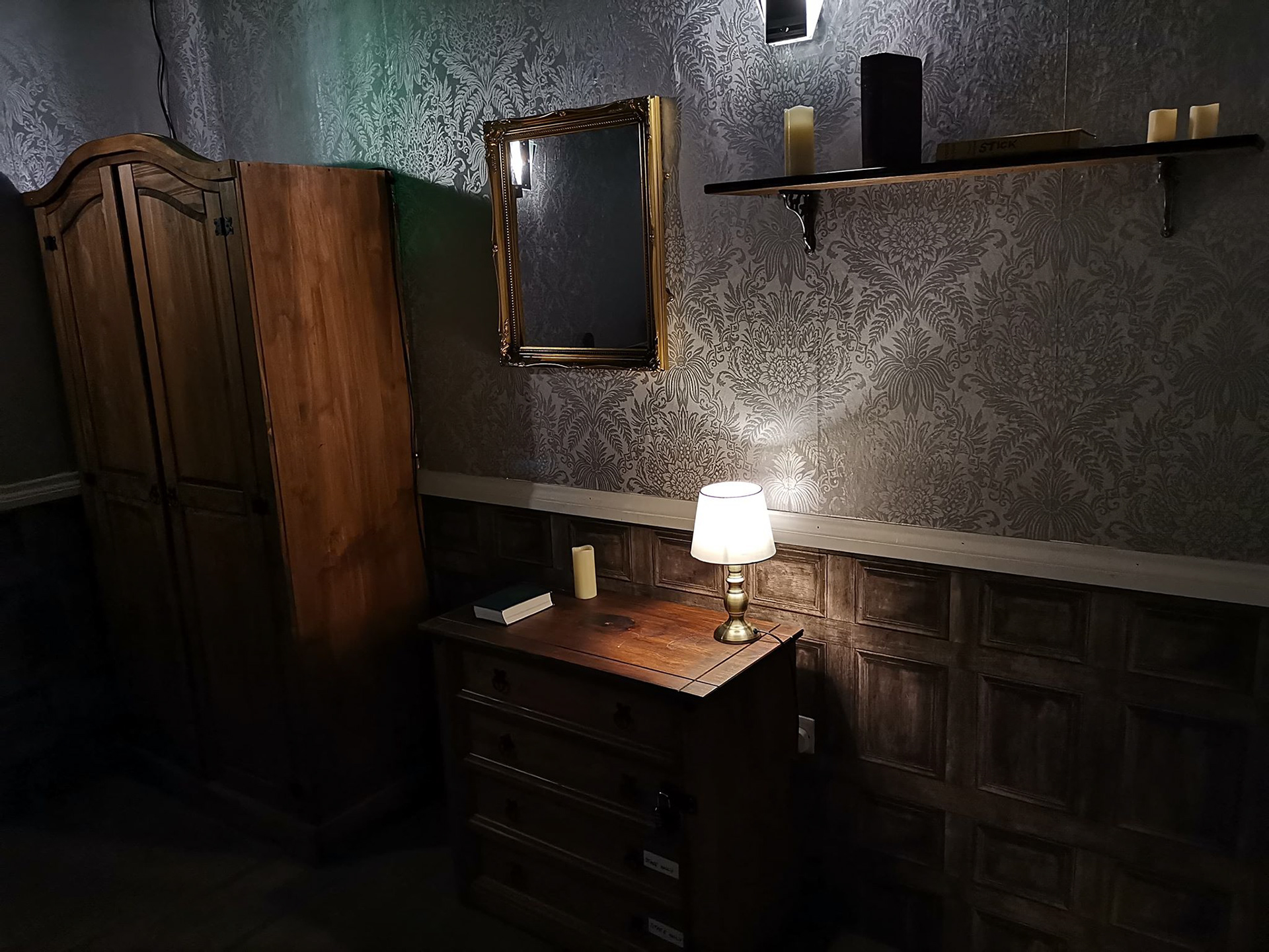 Room 13 - Escape Room