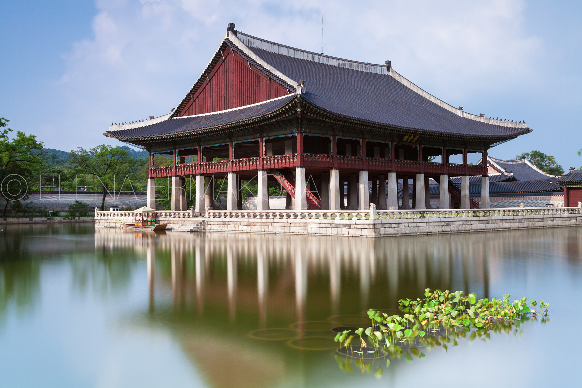 Gyeonghoeru Pavilion of Gyeongbokgung Palace, Seoul, South Korea.