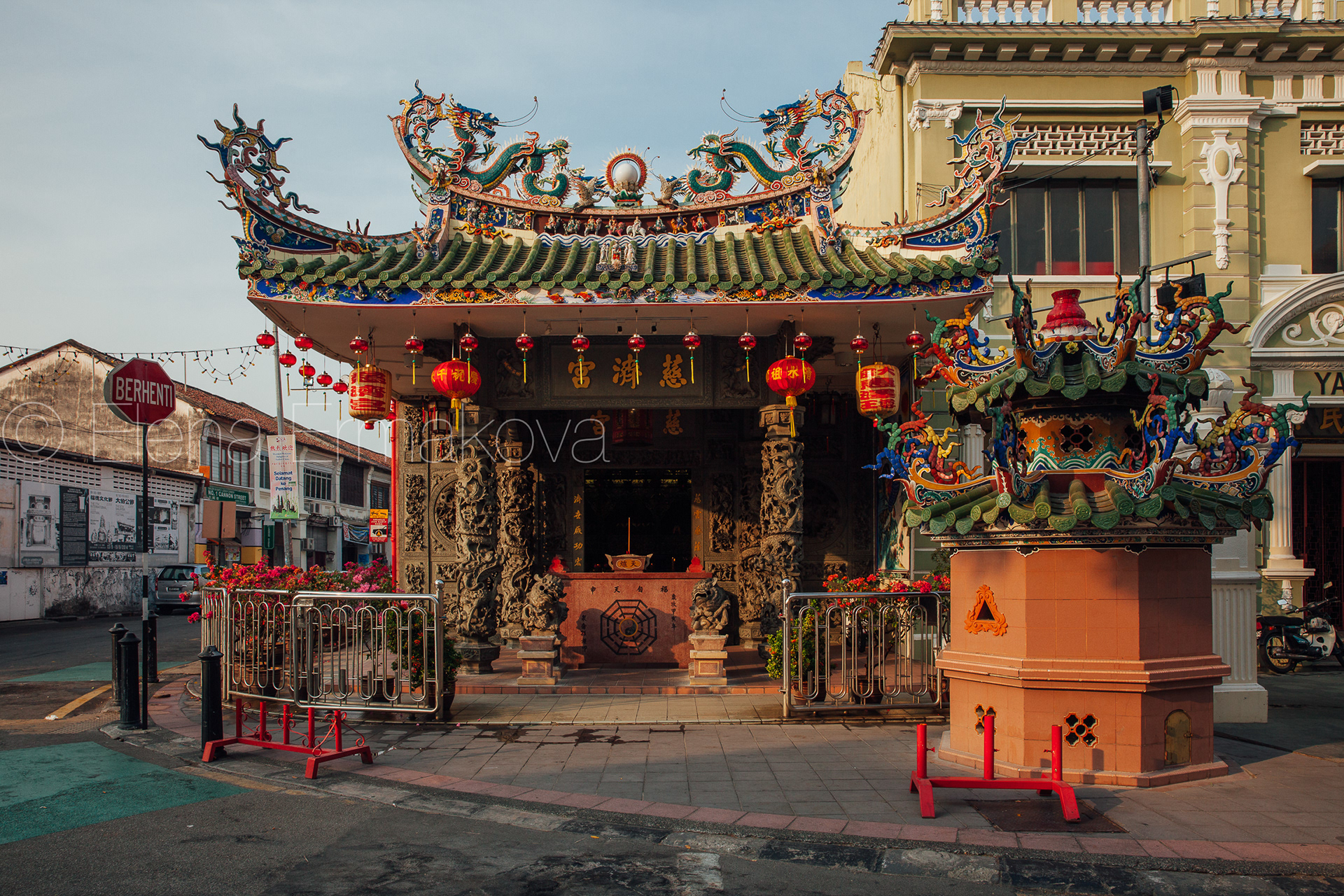 Choo Chay Keong Temple, George Town, Penang, Malaysia. Travel photography by Elena Ermakova.