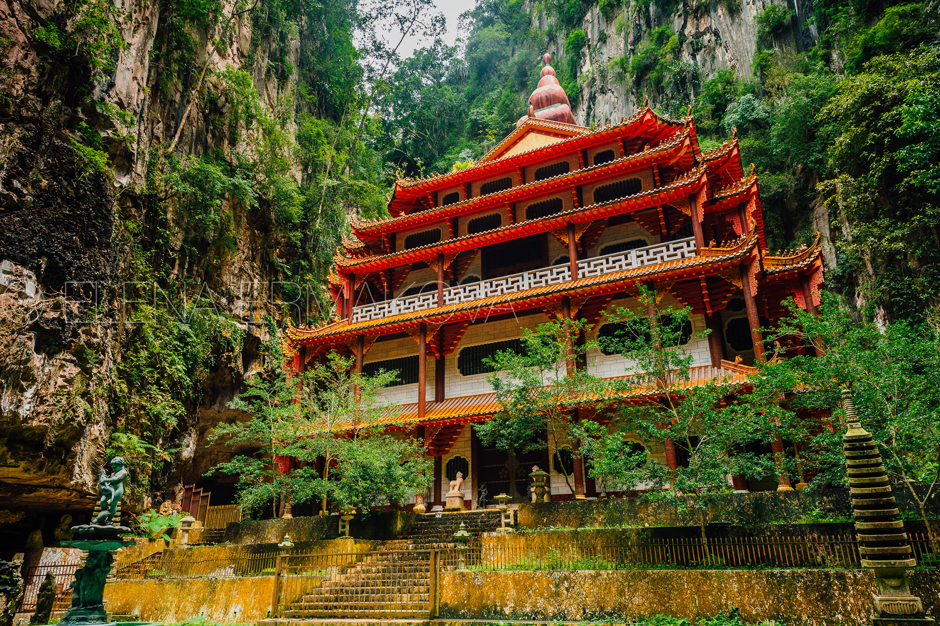 The Sam Poh Tong Chinese Temple the oldest and the main cave temple in Ipoh, Perak, Malaysia