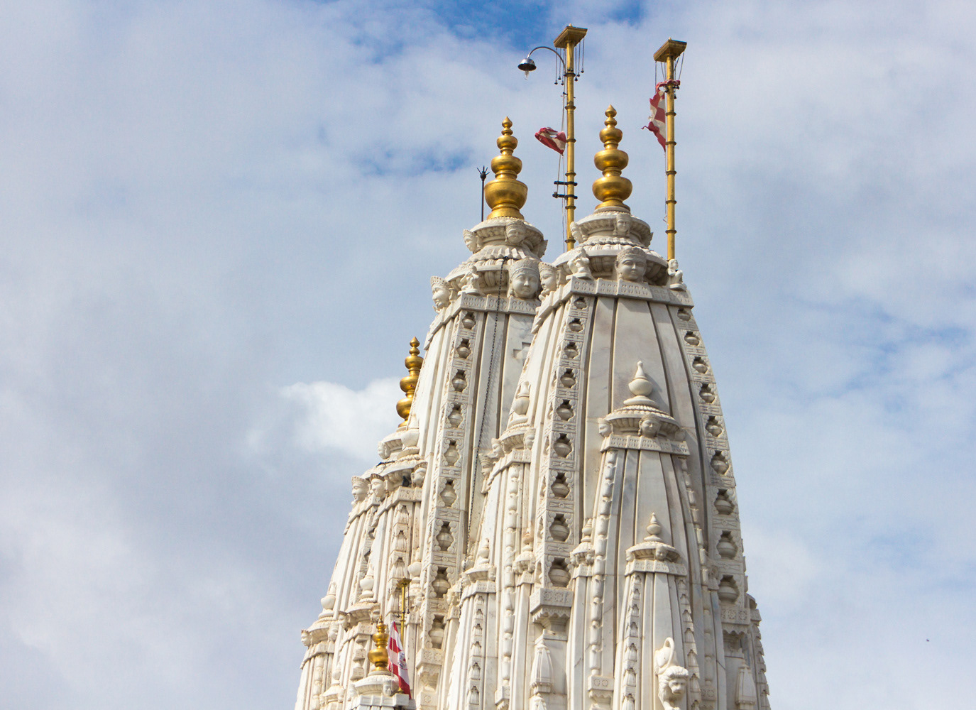 The shikhar (pinnacle) of BAPS Shri Swaminarayan Mandir Gadhada, Gujarat, India