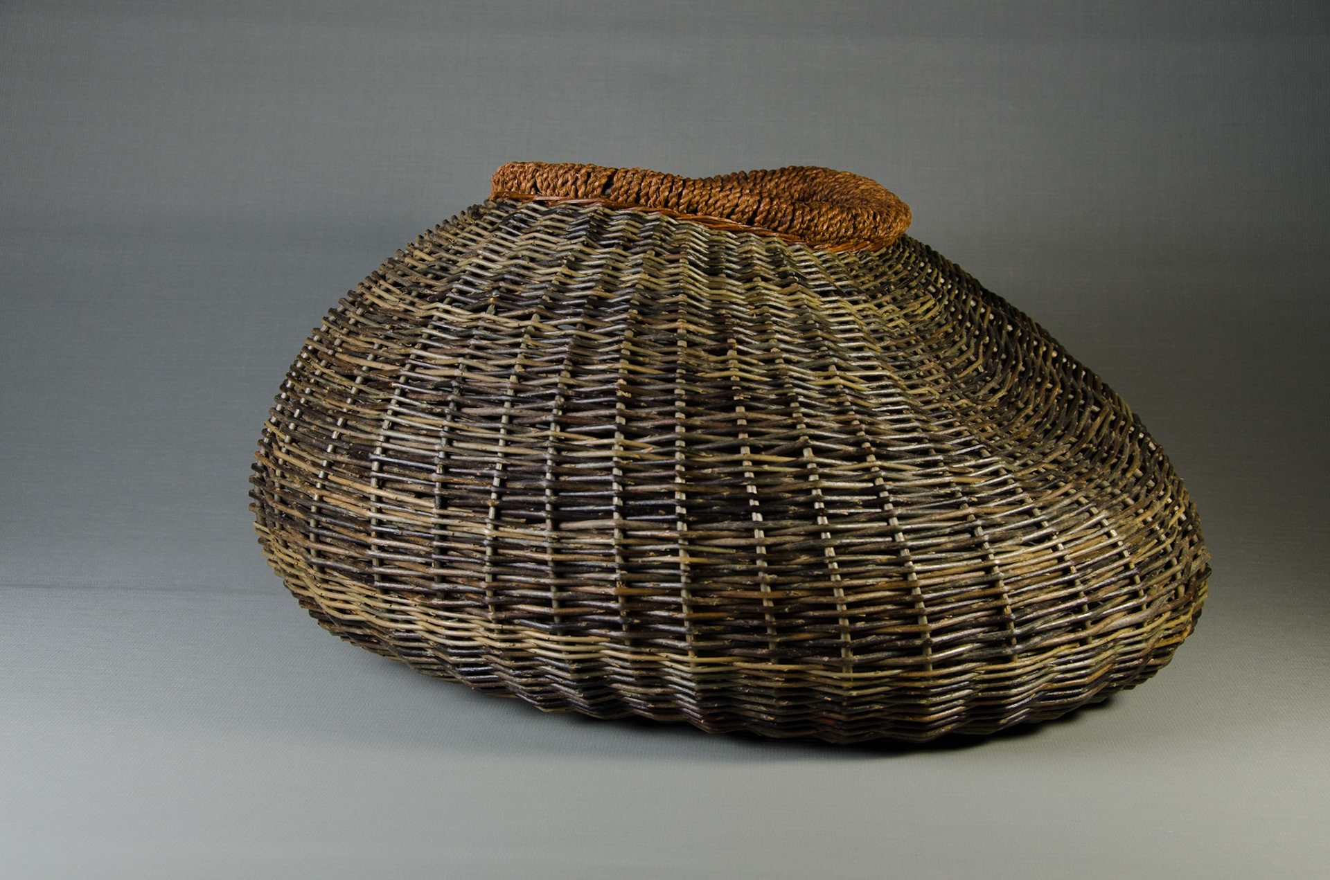 willow with western red cedar cordage rim