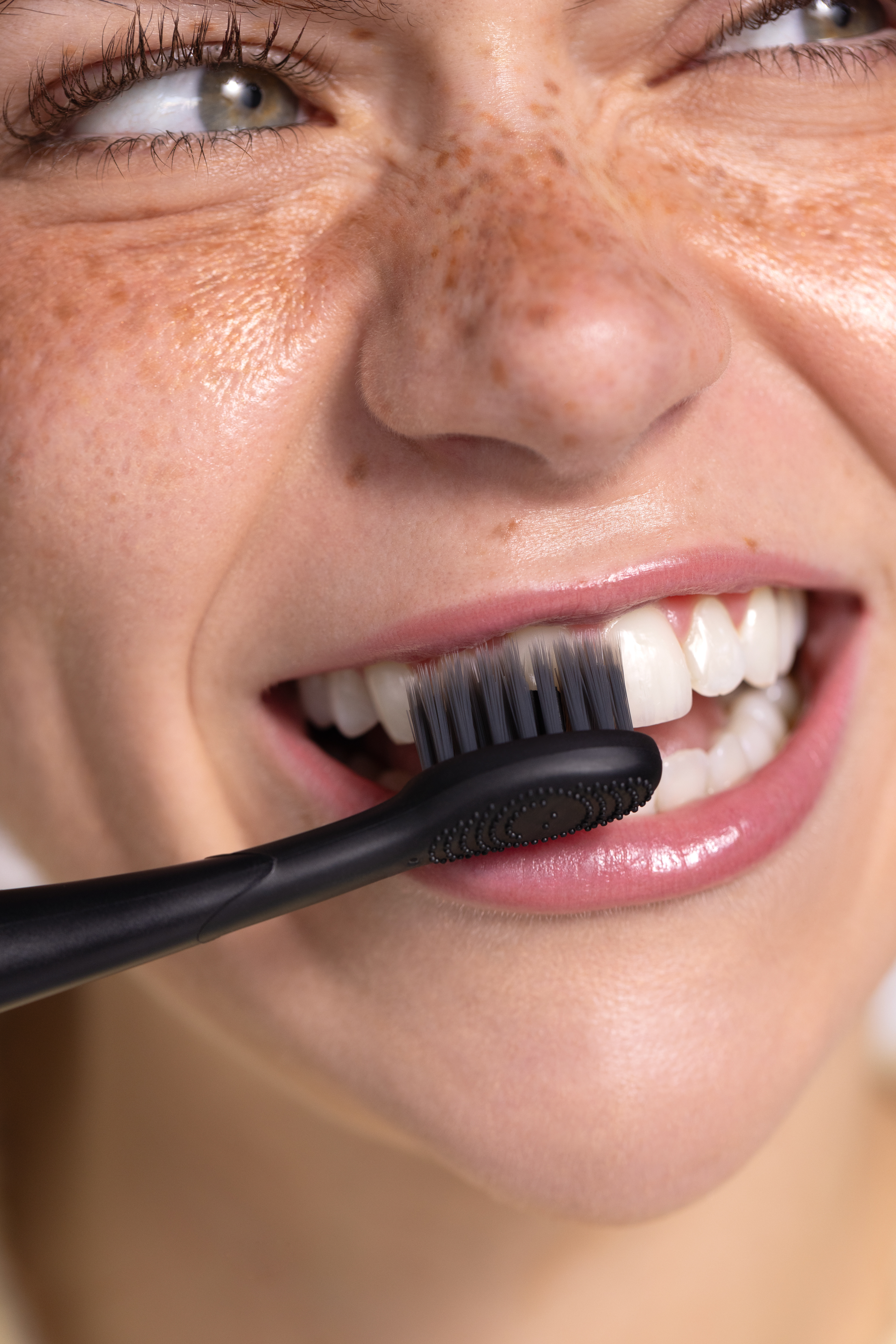 Hale Production studio - Burst Oral Care