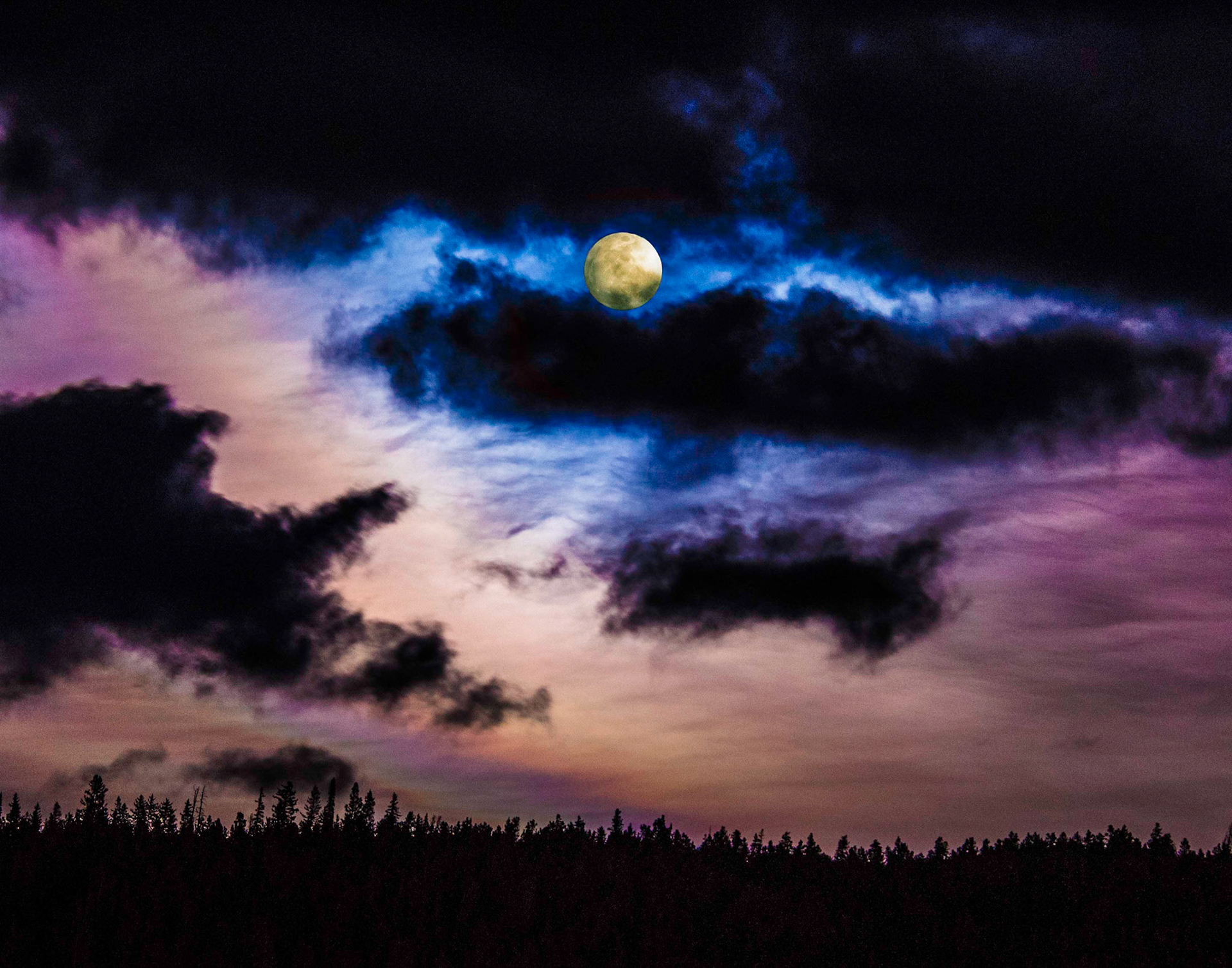 Supermoon over Ten Mile Range, Colorado 1/30/2018