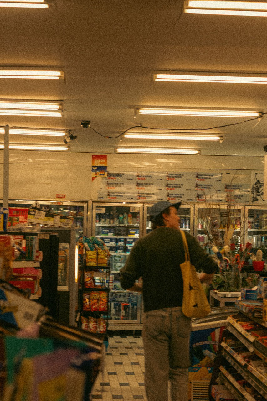 Art direction, Photography: Ebenezer Somado, Amy Delafontaine / Editing: Ebenezer Somado