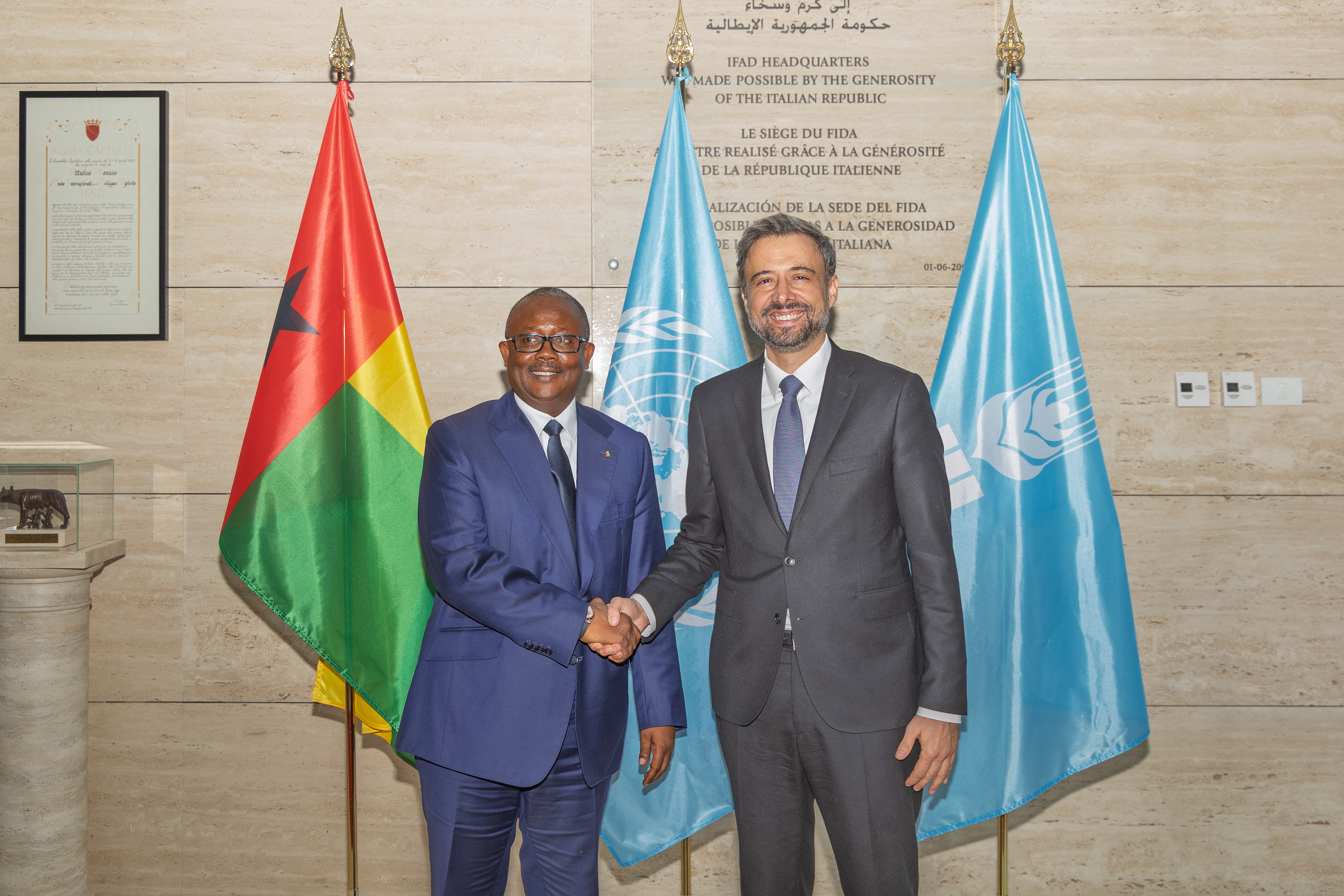 His Excellency Umaro Sissoco Embaló, President of the Republic of Guinea-Bissau and IFAD President Alvaro Lario