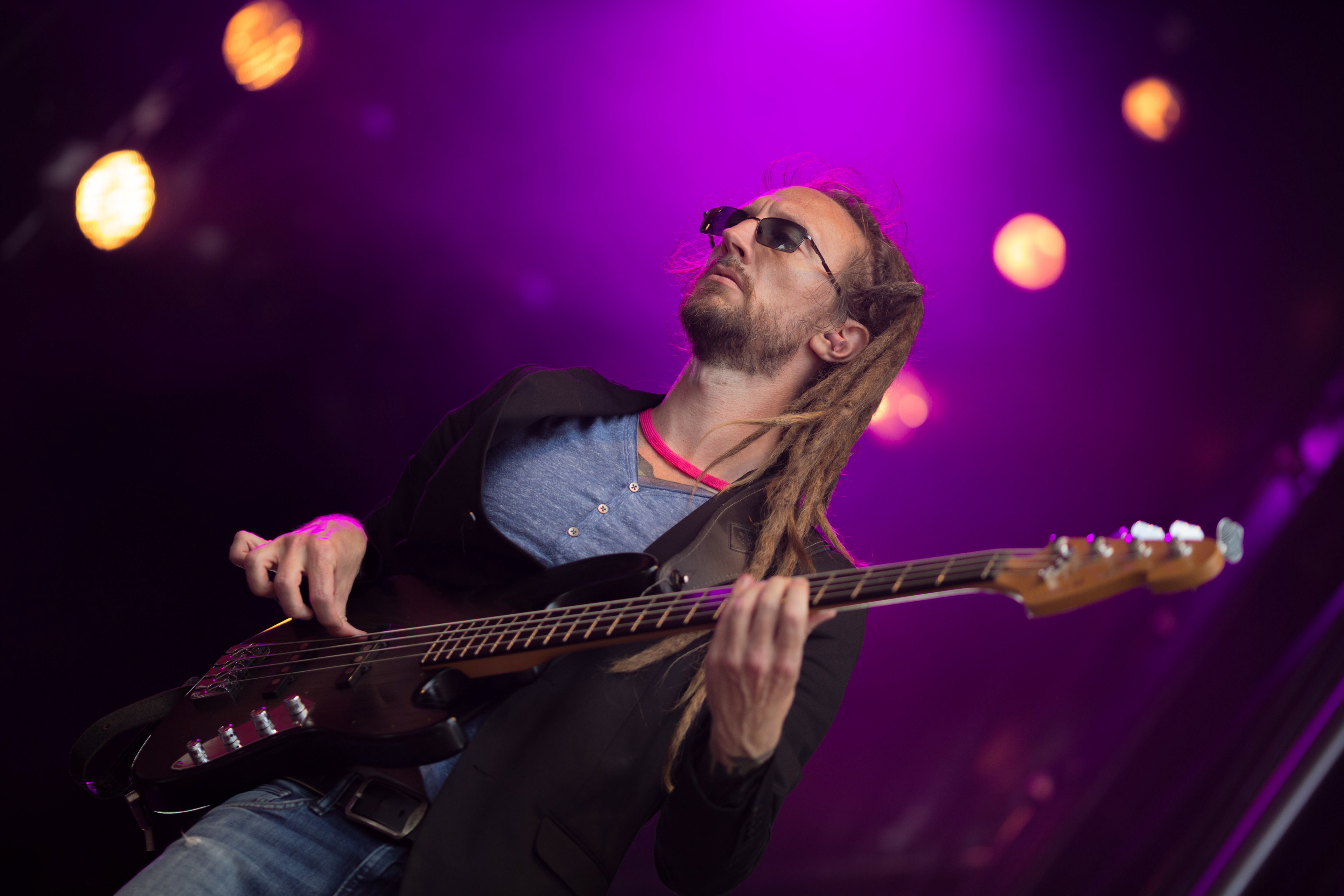 Photo concert bassiste Bordeaux Shob Festival Jazz Saint Emilion Fusion Basse 