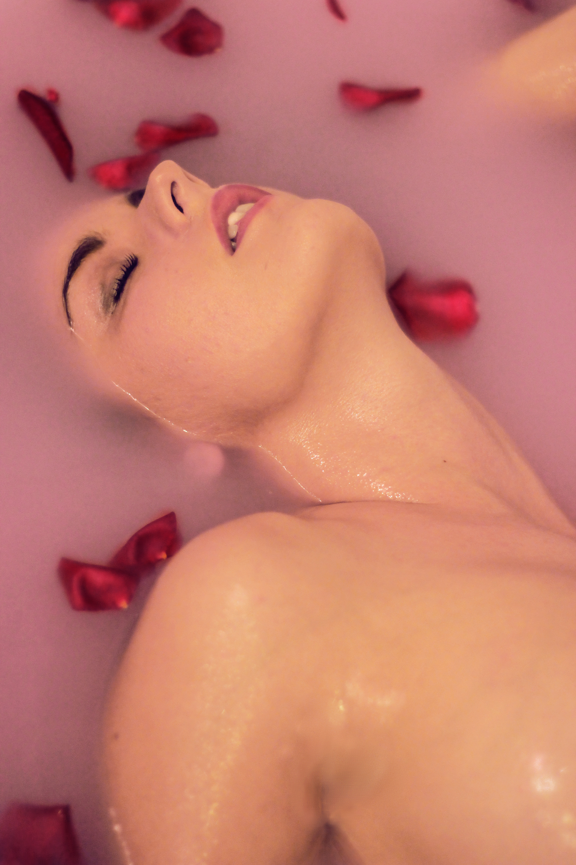 Shooting Portrait Art Femme Bain Bordeaux