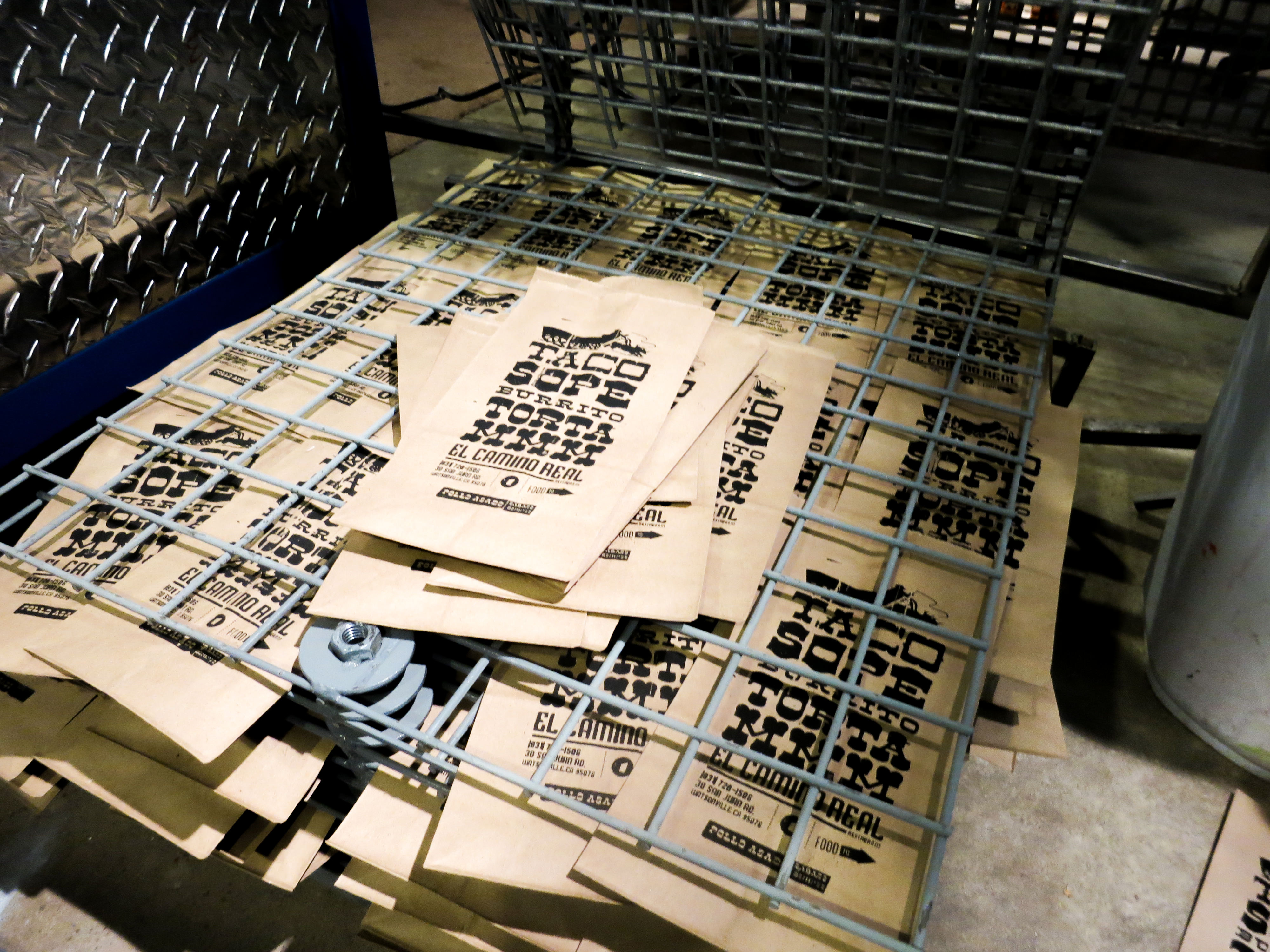 El Camino Real Restaurant / To-Go Paper Bags, process image 6 of 8