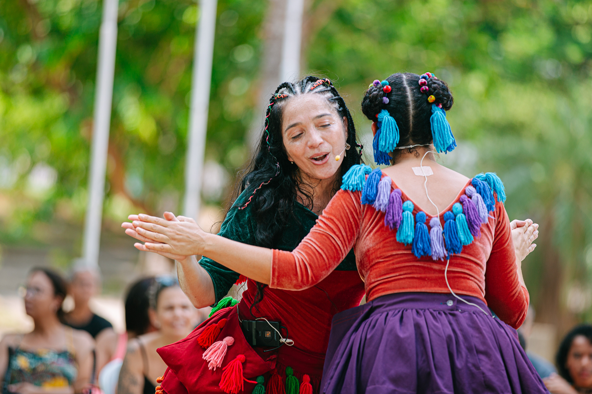 Canções Para Afastar o Medo, Qinti Companhia