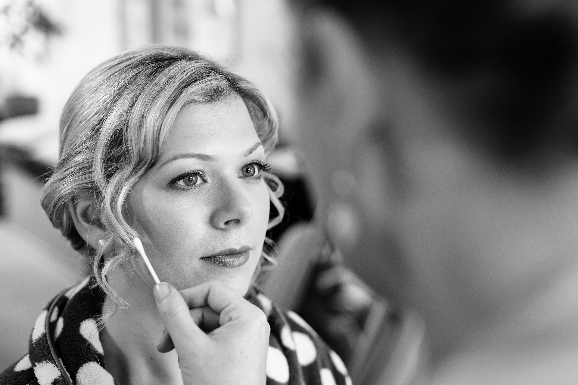 Natural documentary photo of a bride getting ready