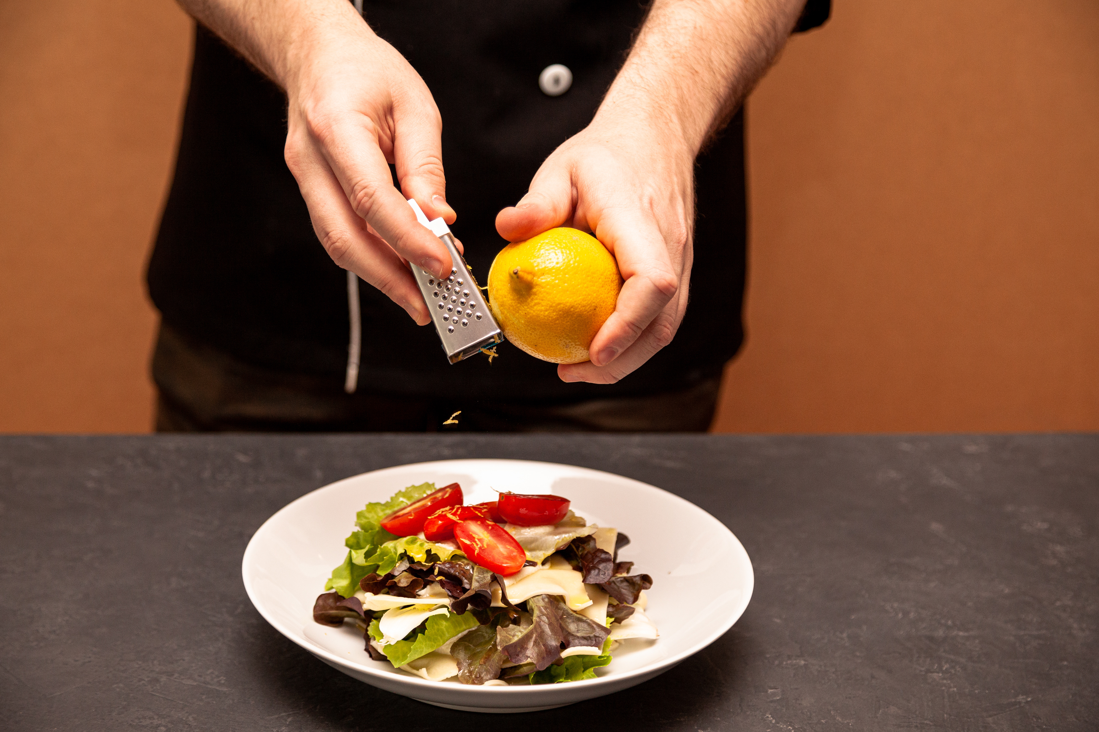 Prato: Chef Thiago Meyer; Direção de arte e produção: Joy Endo Tran e Bruno Batalha.