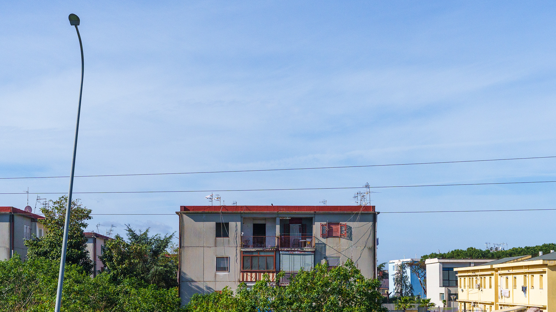 Some of the the sun soaked and eclectic urban architecture along Strada State 145