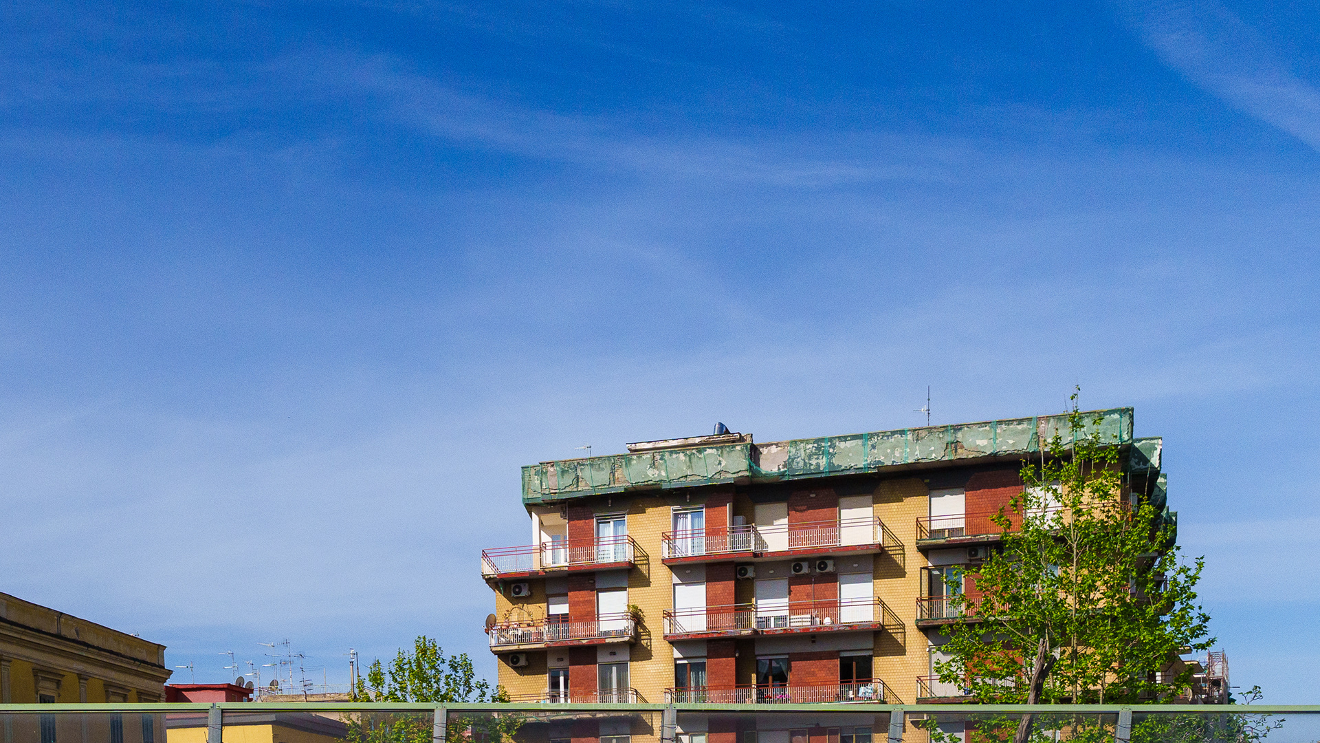 Some of the the sun soaked and eclectic urban architecture along Strada State 145