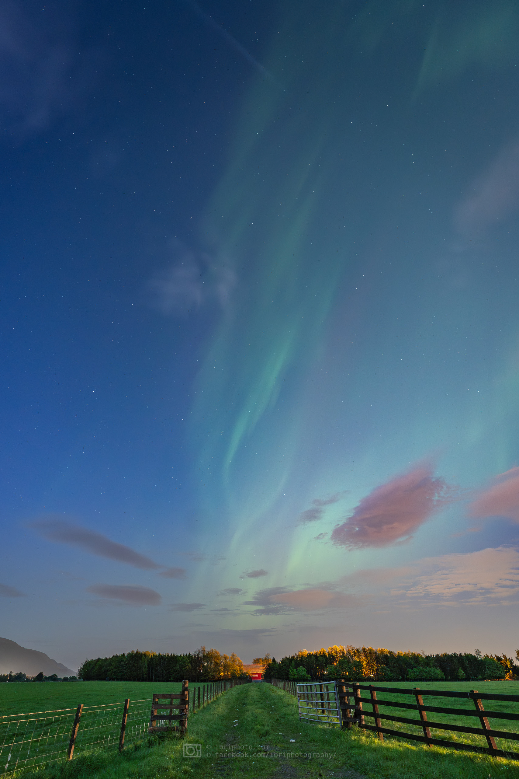 Aurora - 10 May 2024. This was when things started to become confusing. The northern lights appeared to the East on this night...