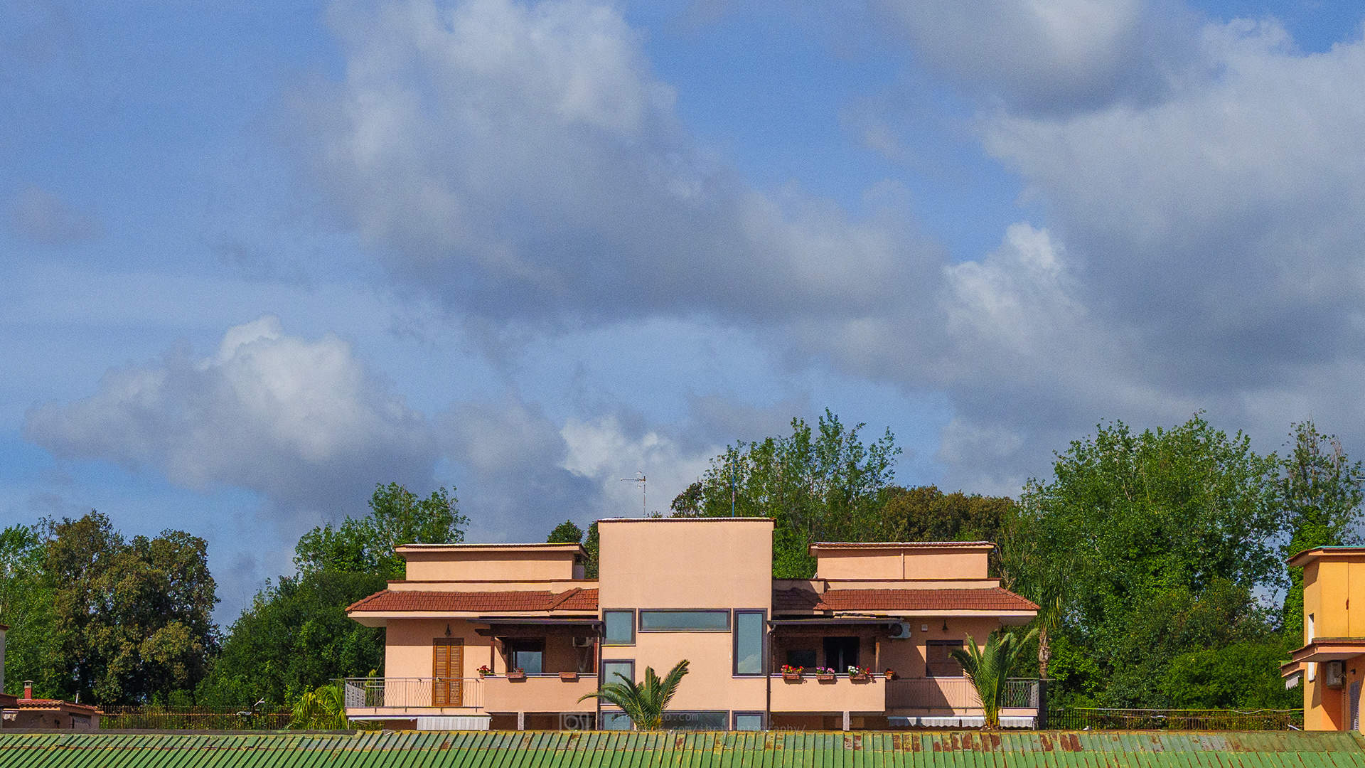 Some of the the sun soaked and eclectic urban architecture along Strada State 145