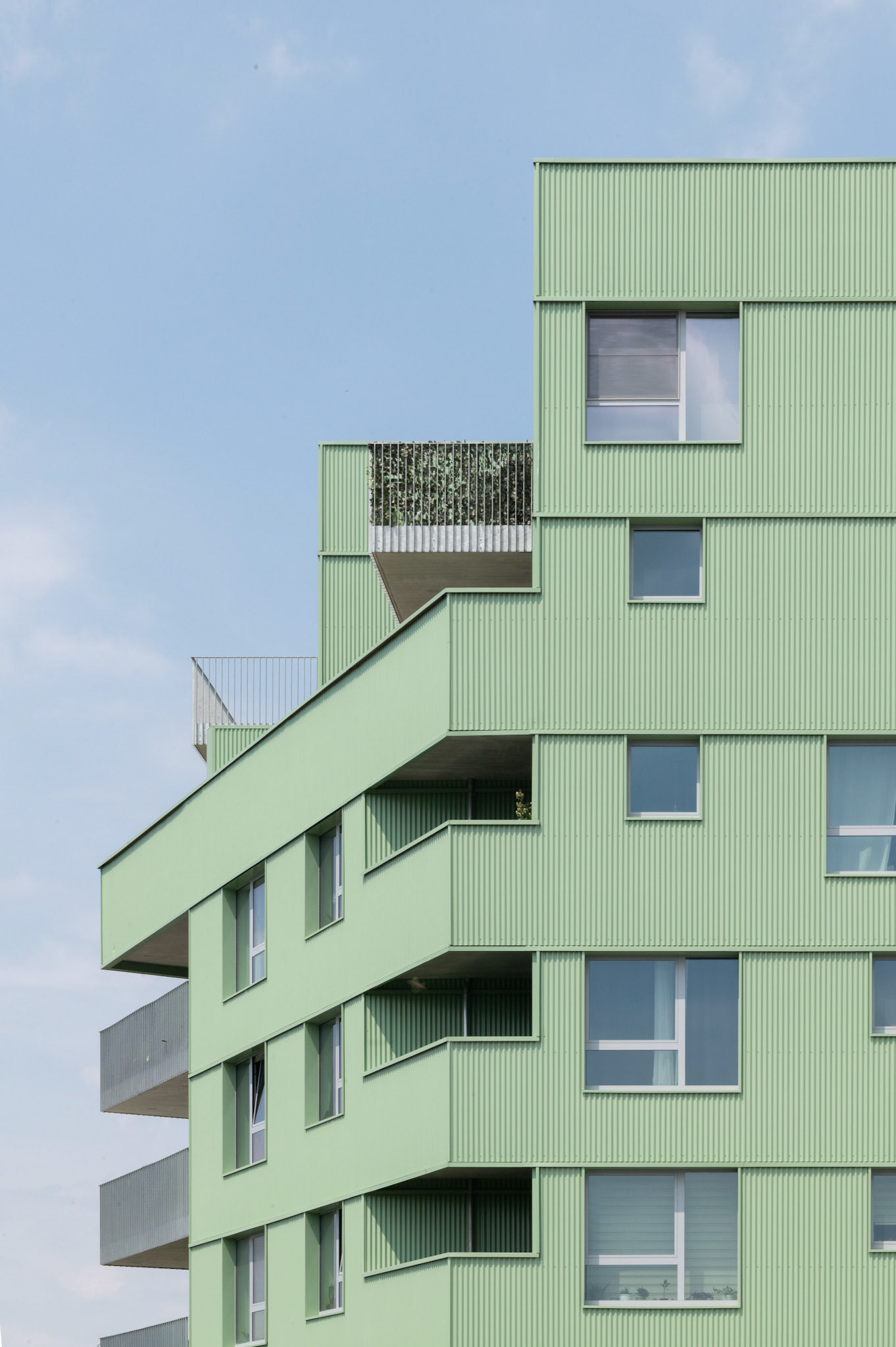 &Bogdan and DDQS+ - Novacity I